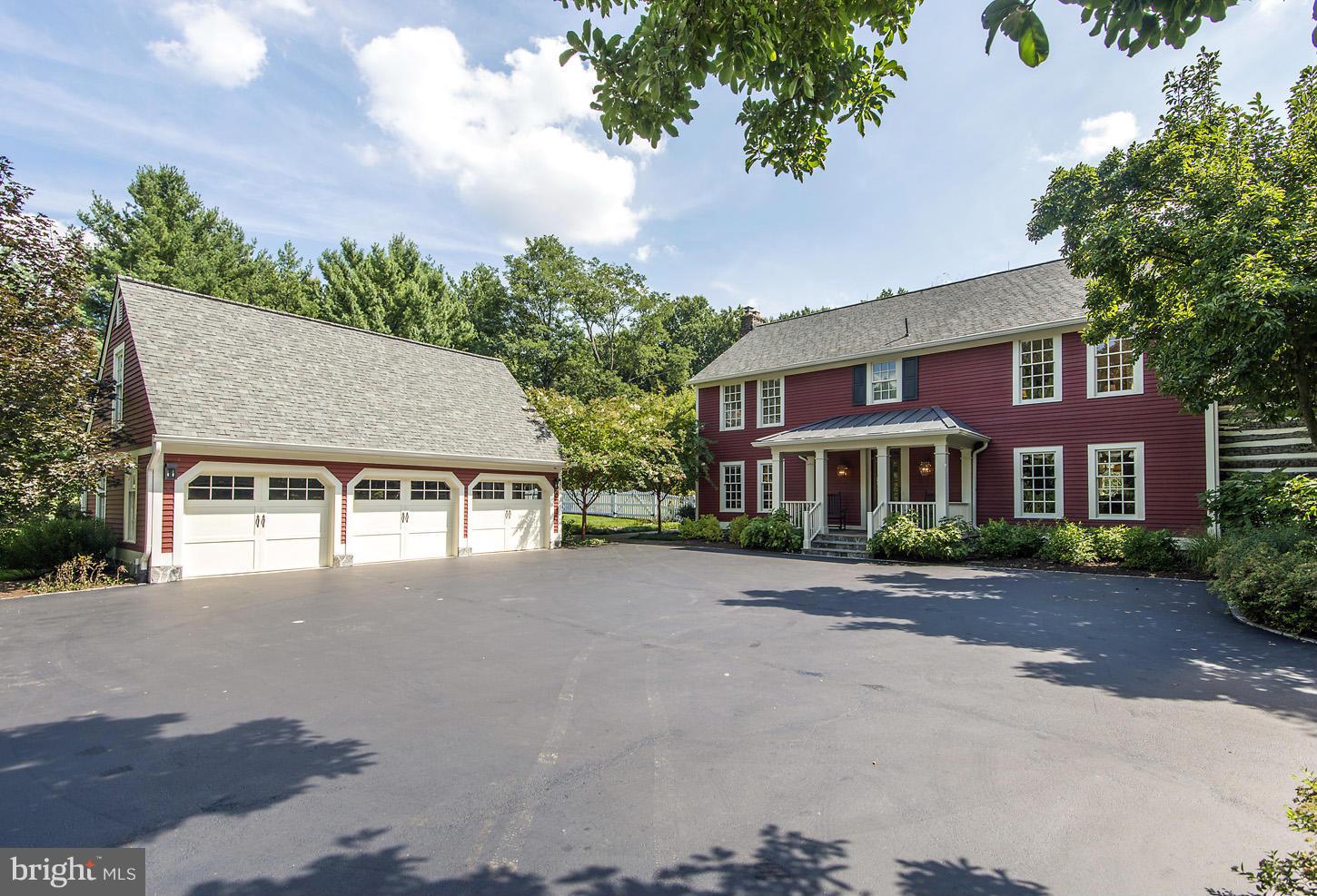 PROSPECT HILLS - Residential