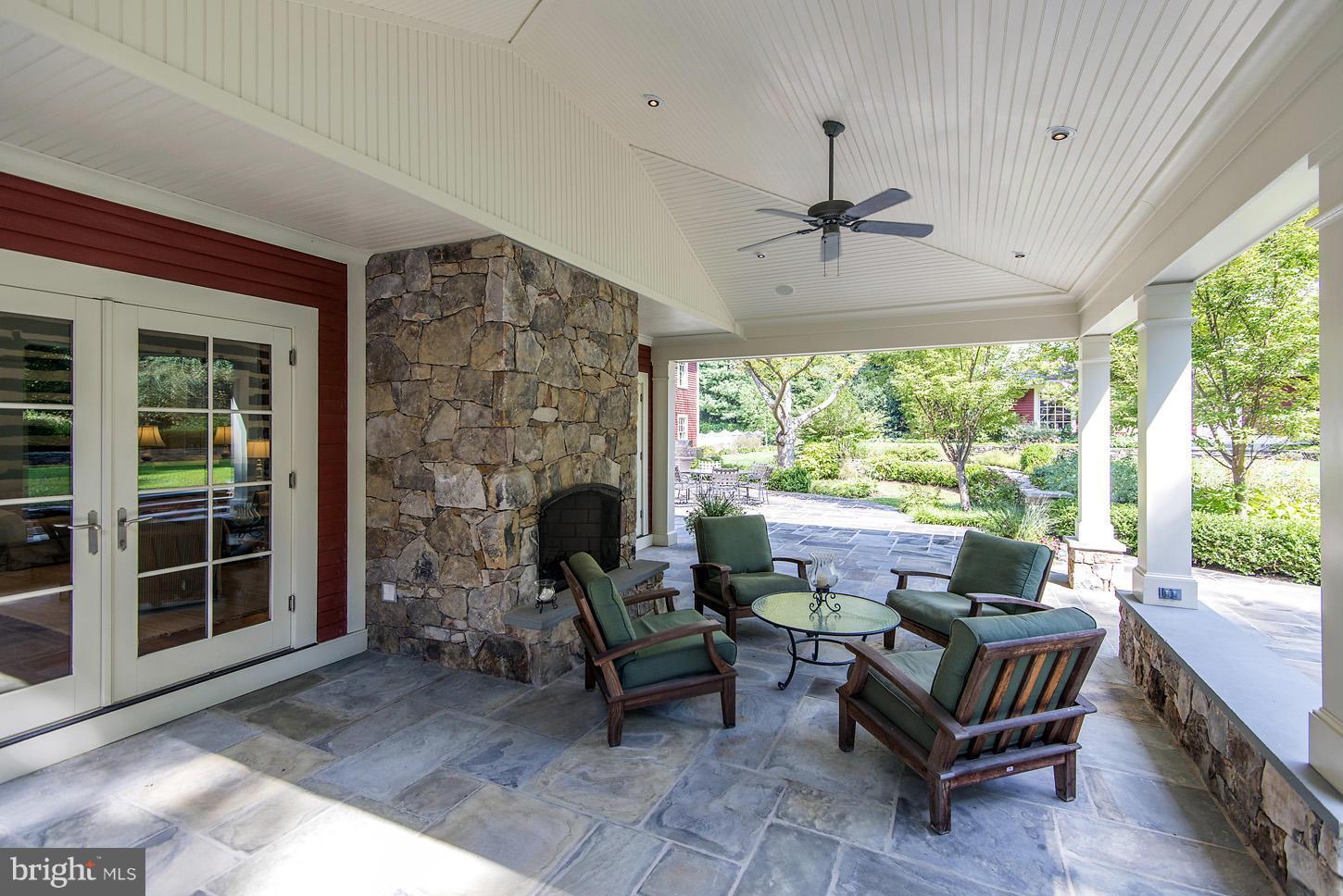 PROSPECT HILLS - Residential