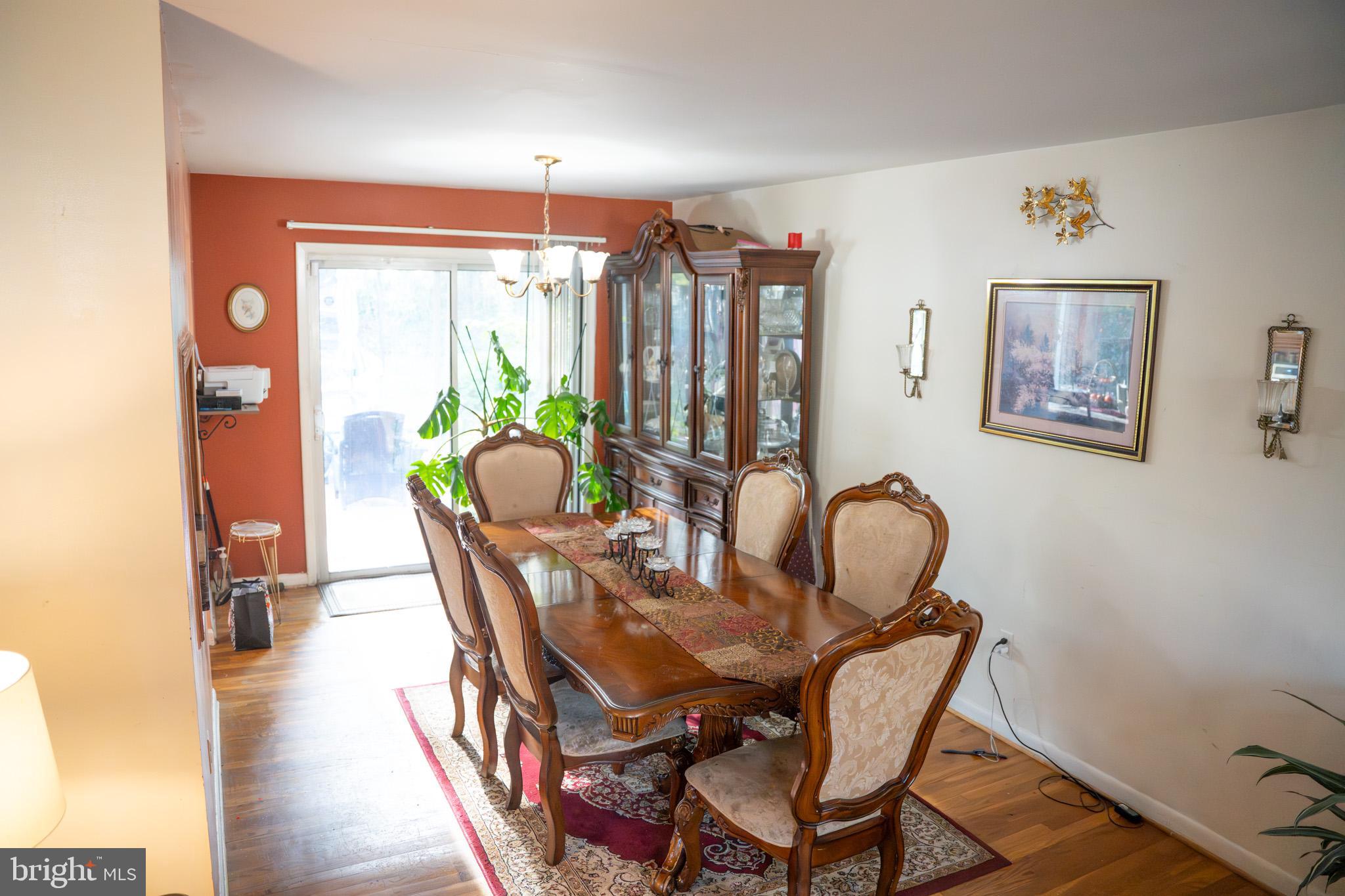 WHITE OAK - Residential