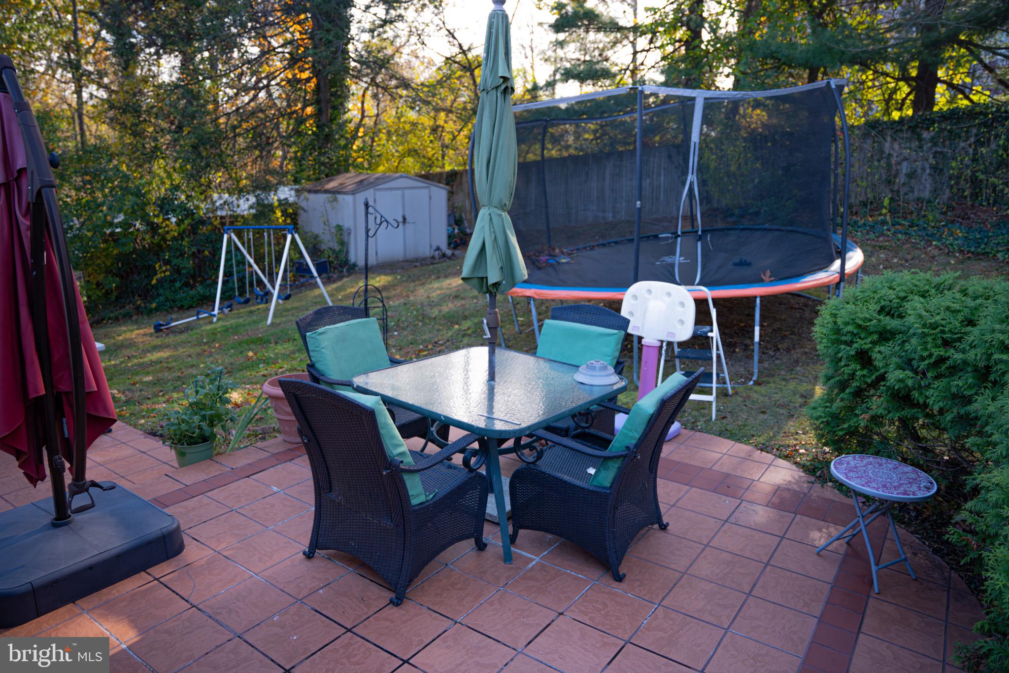 WHITE OAK - Residential