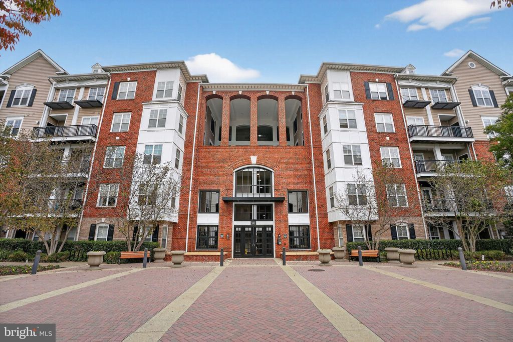Photo of 501 Hungerford Drive #145, ROCKVILLE, MD 20850 (MLS # MDMC2203608)