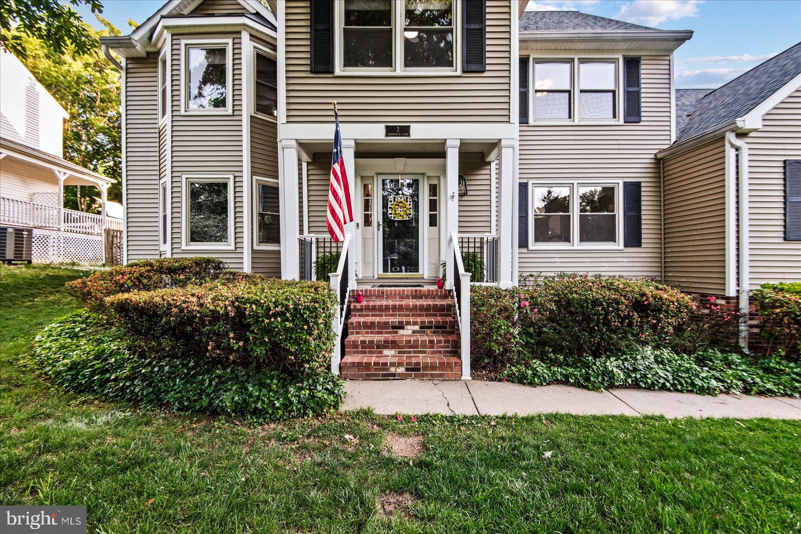 2 GREENHAVEN COURT