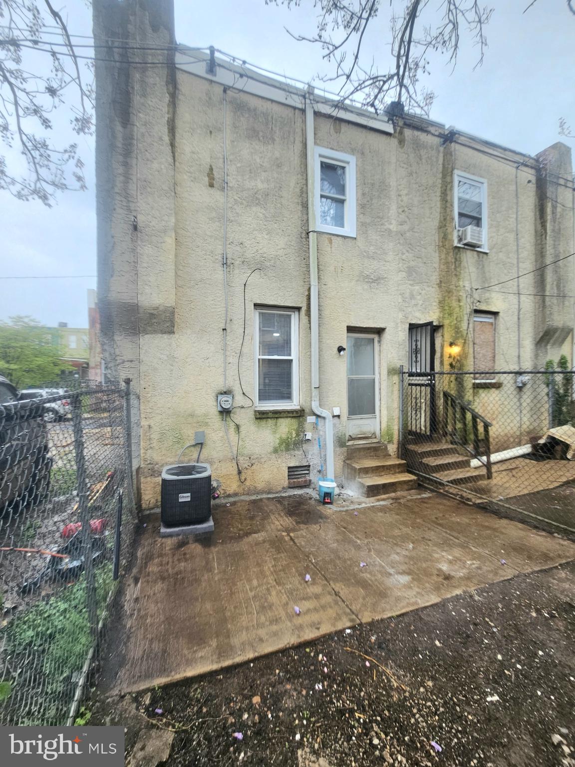 WEST PHILADELPHIA - Residential Lease