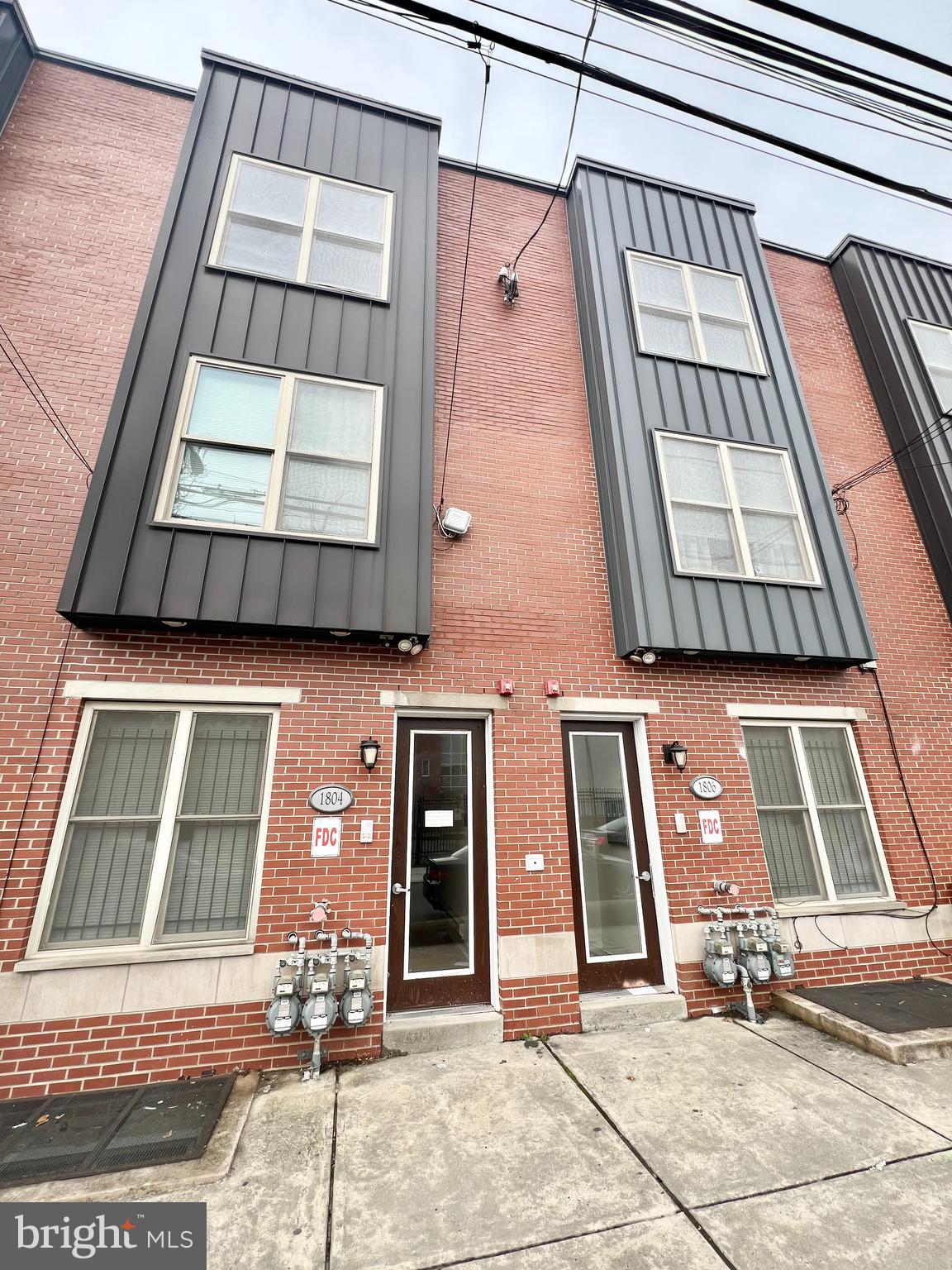 TEMPLE UNIVERSITY - Residential Lease