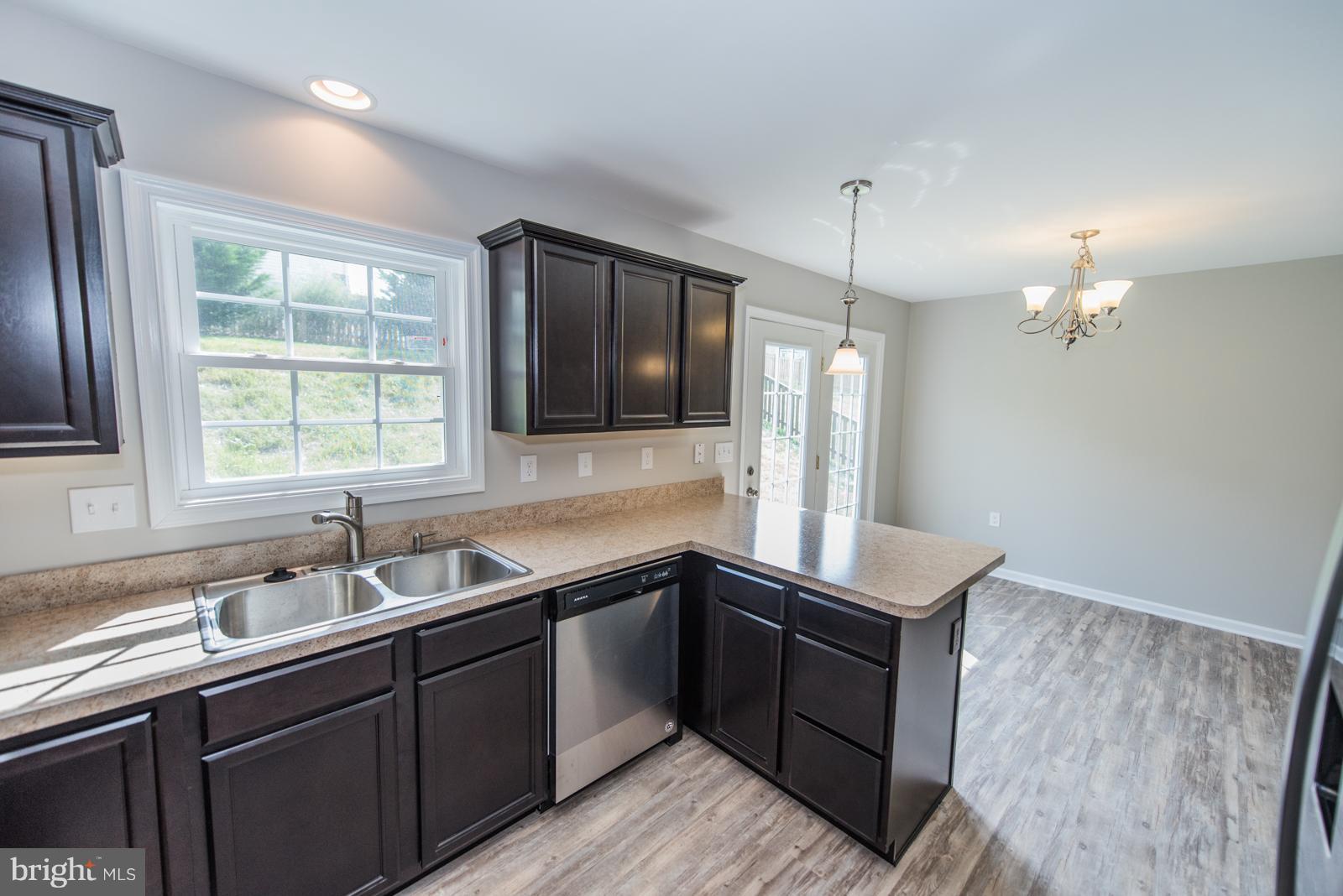 RED HILL - Residential