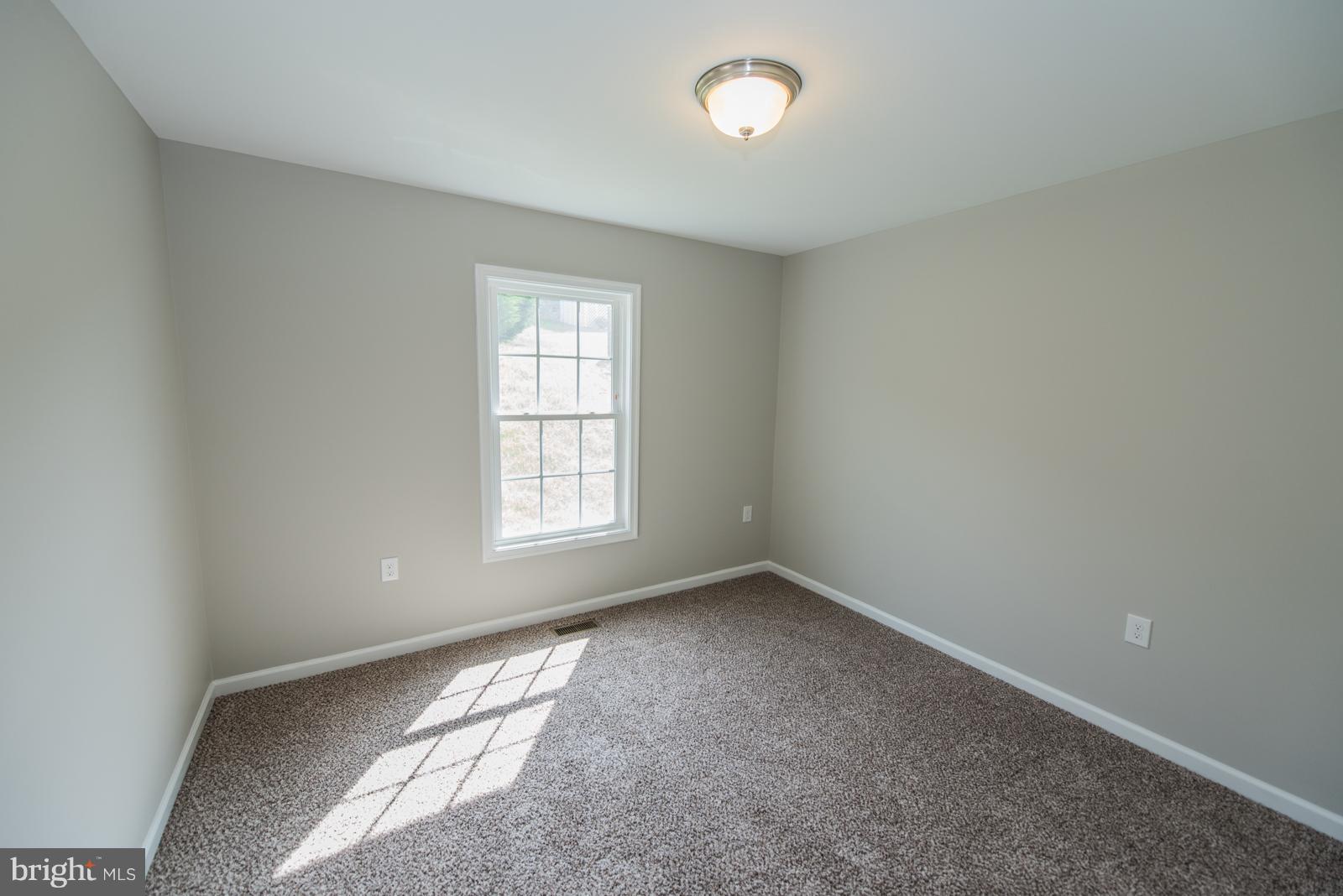 RED HILL - Residential