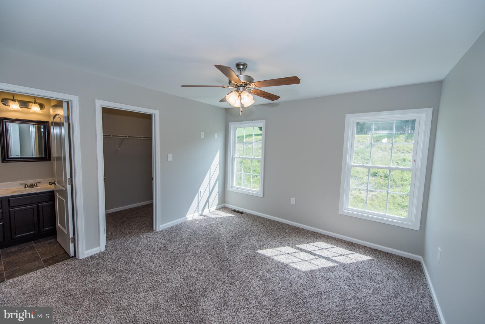 RED HILL - Residential