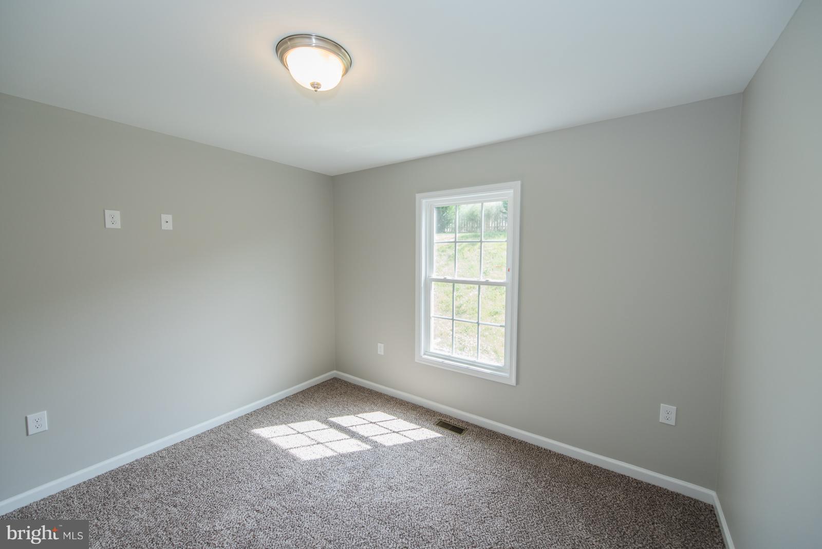 RED HILL - Residential