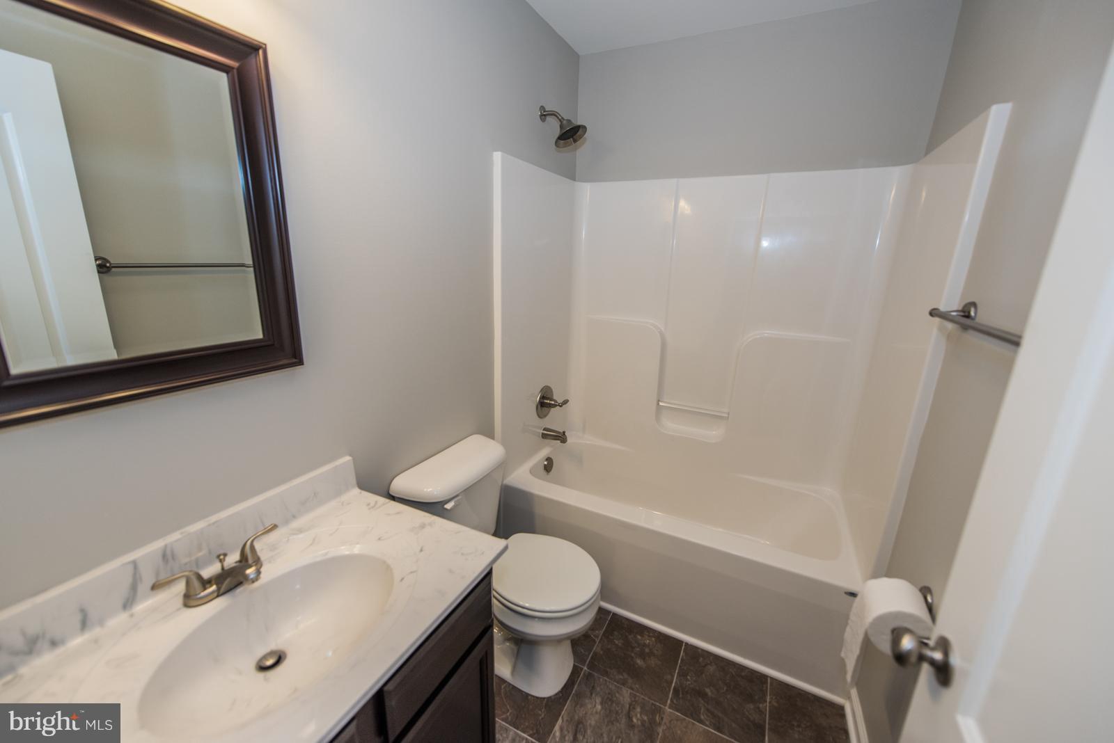 RED HILL - Residential