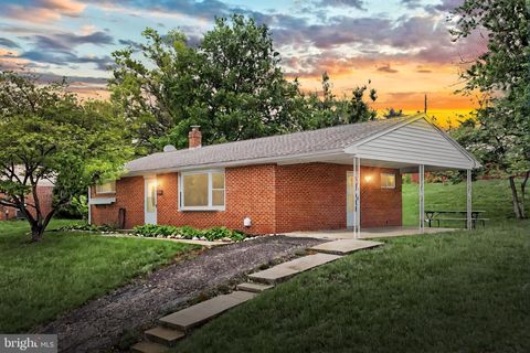 2550 LOG CABIN ROAD YORK PA 17408