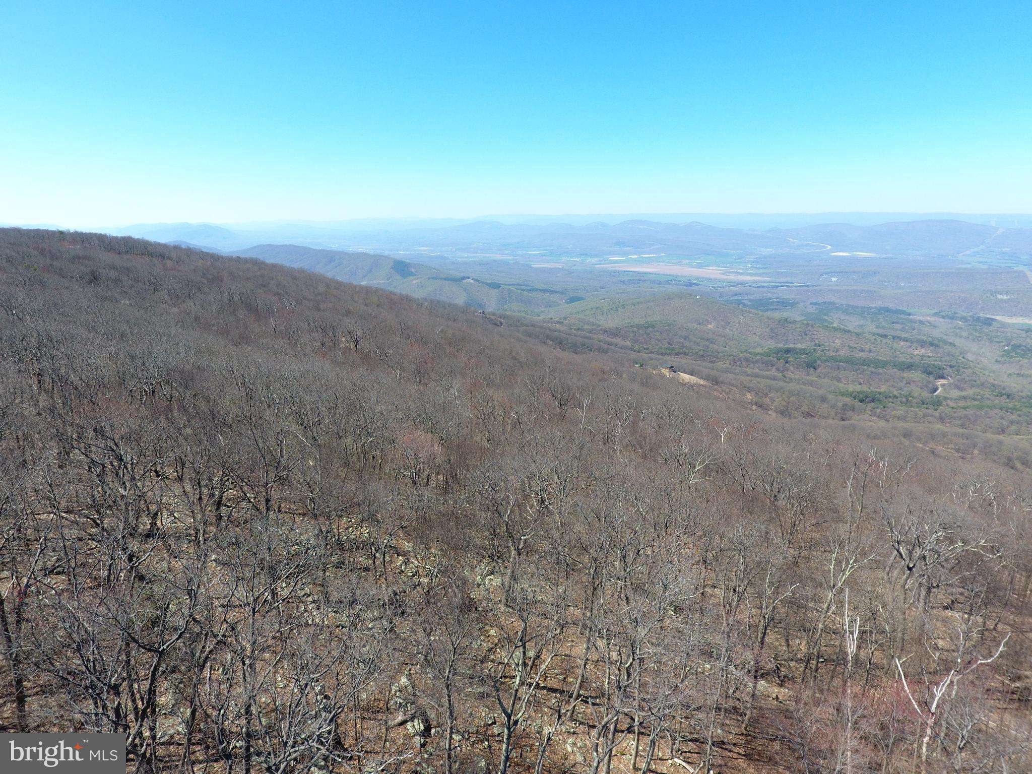 ASHTON WOODS PROPERTY OWNERS ASSOCIATION - Land