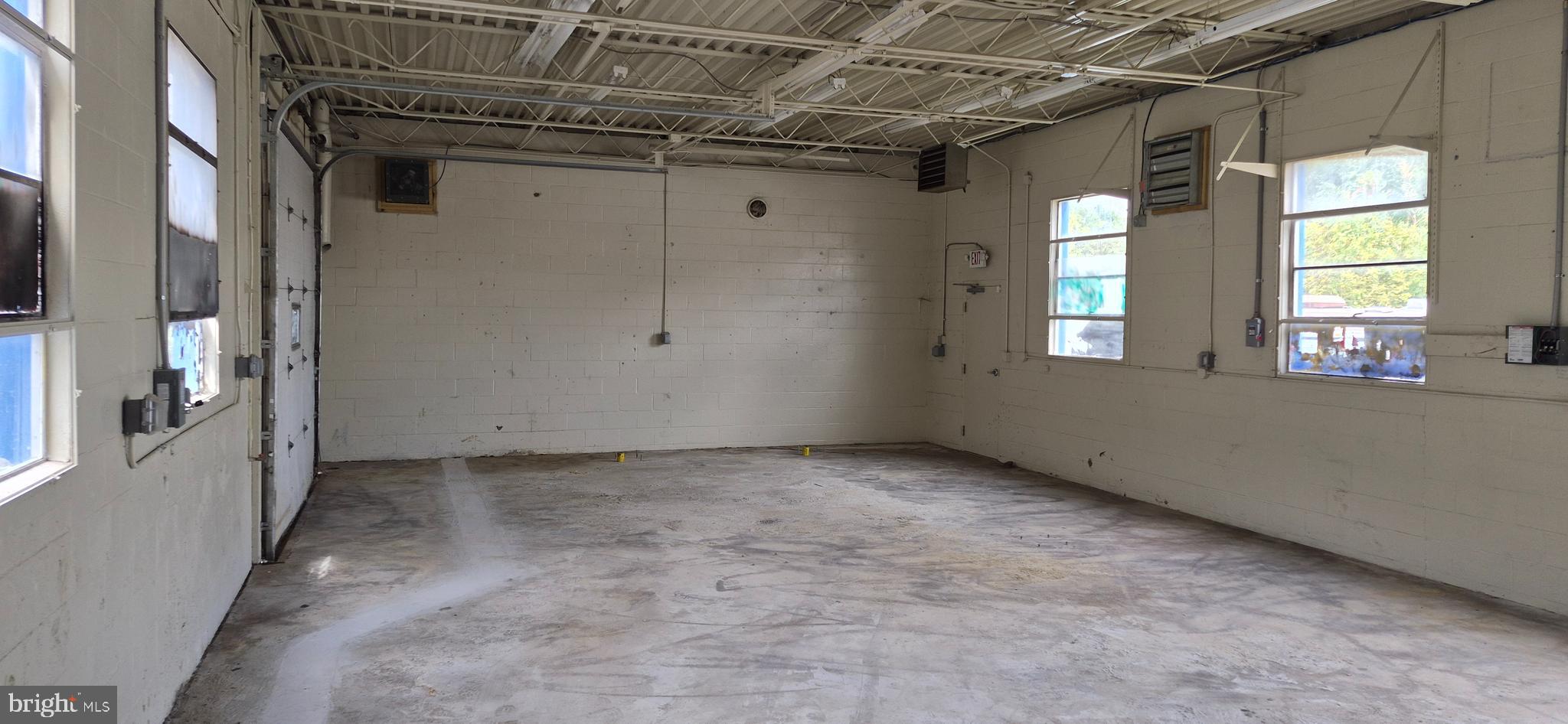 LANCASTER CITY WARD 6 - Commercial Lease