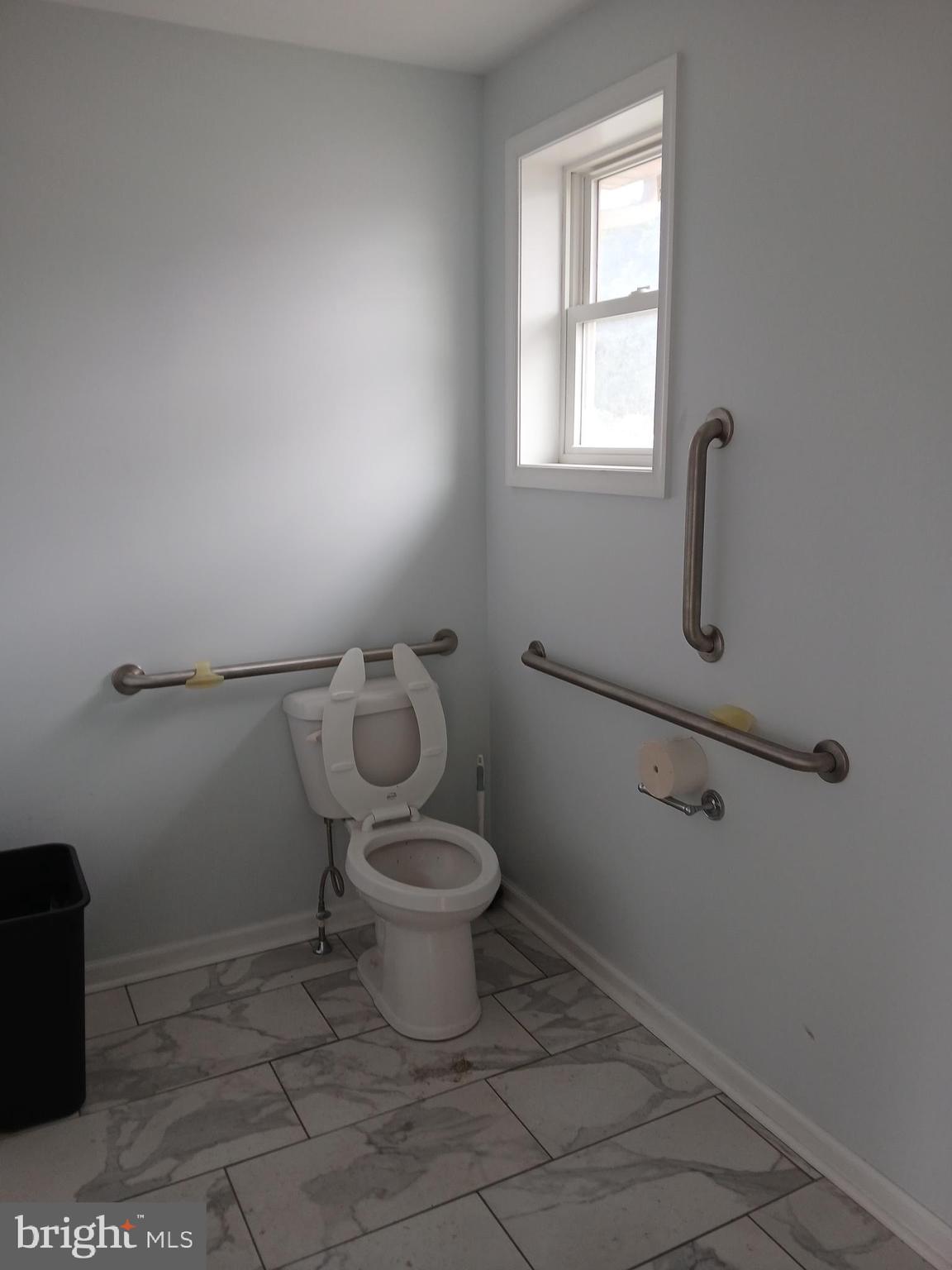 LANCASTER CITY WARD 6 - Commercial Lease