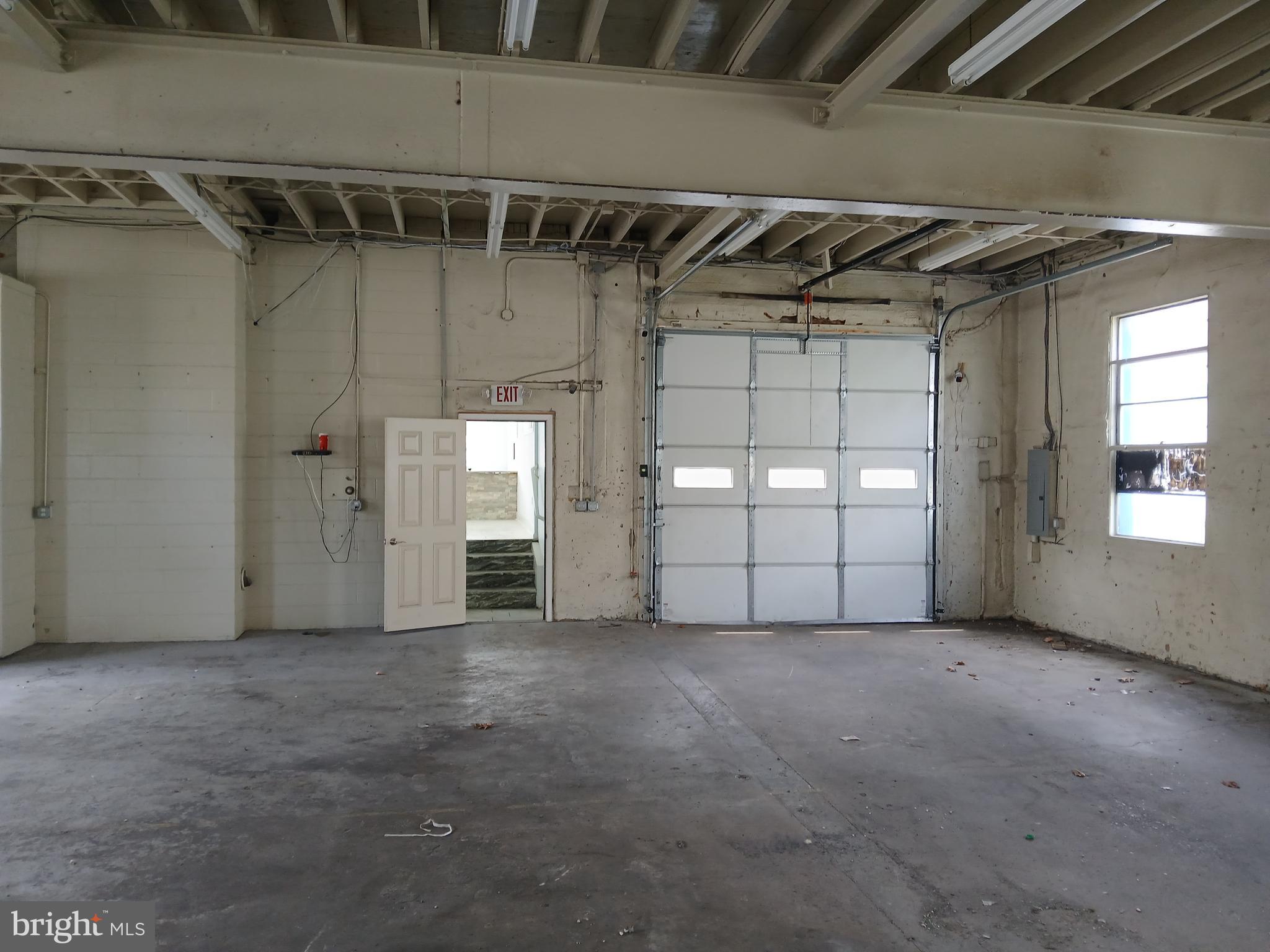 LANCASTER CITY WARD 6 - Commercial Lease