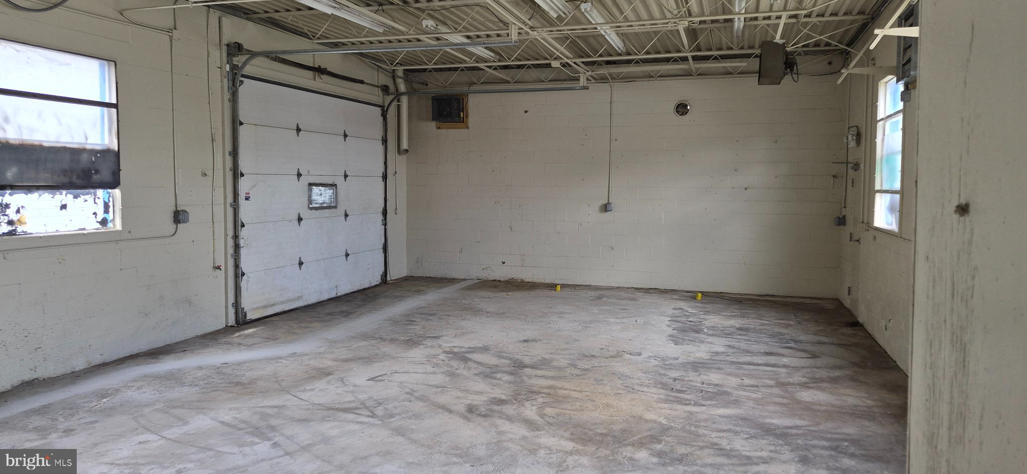 LANCASTER CITY WARD 6 - Commercial Lease
