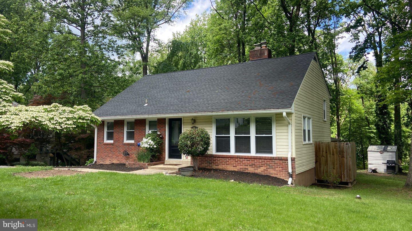 WEST LAUREL ACRES - Residential Lease