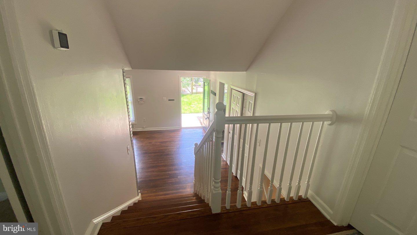 WEST LAUREL ACRES - Residential Lease