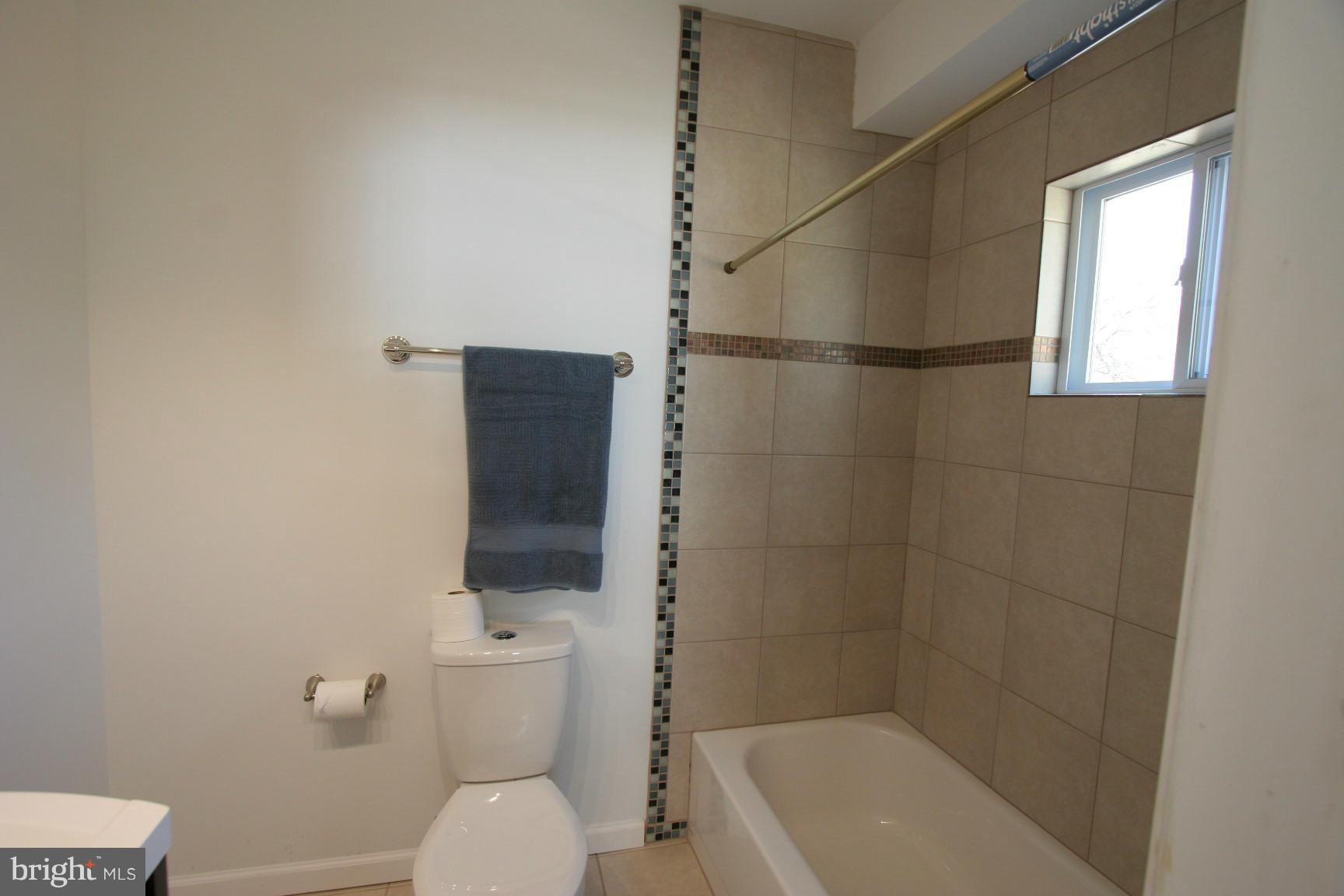 TEMPLE HILLS - Residential Lease