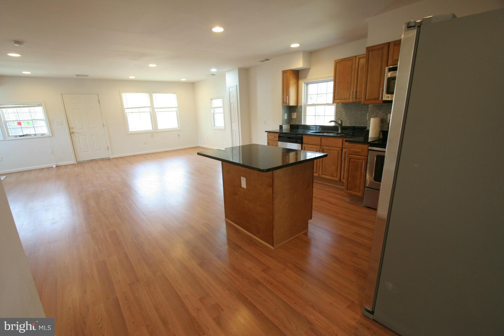 TEMPLE HILLS - Residential Lease