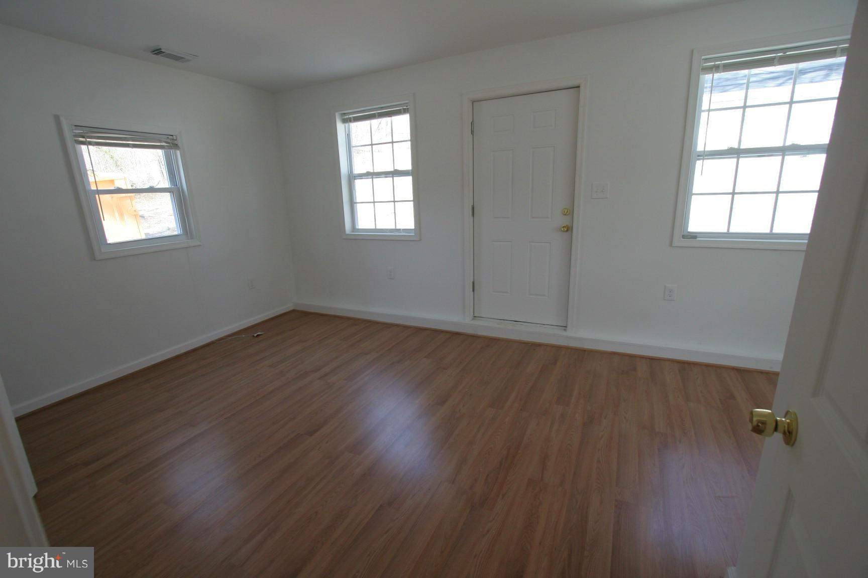 TEMPLE HILLS - Residential Lease