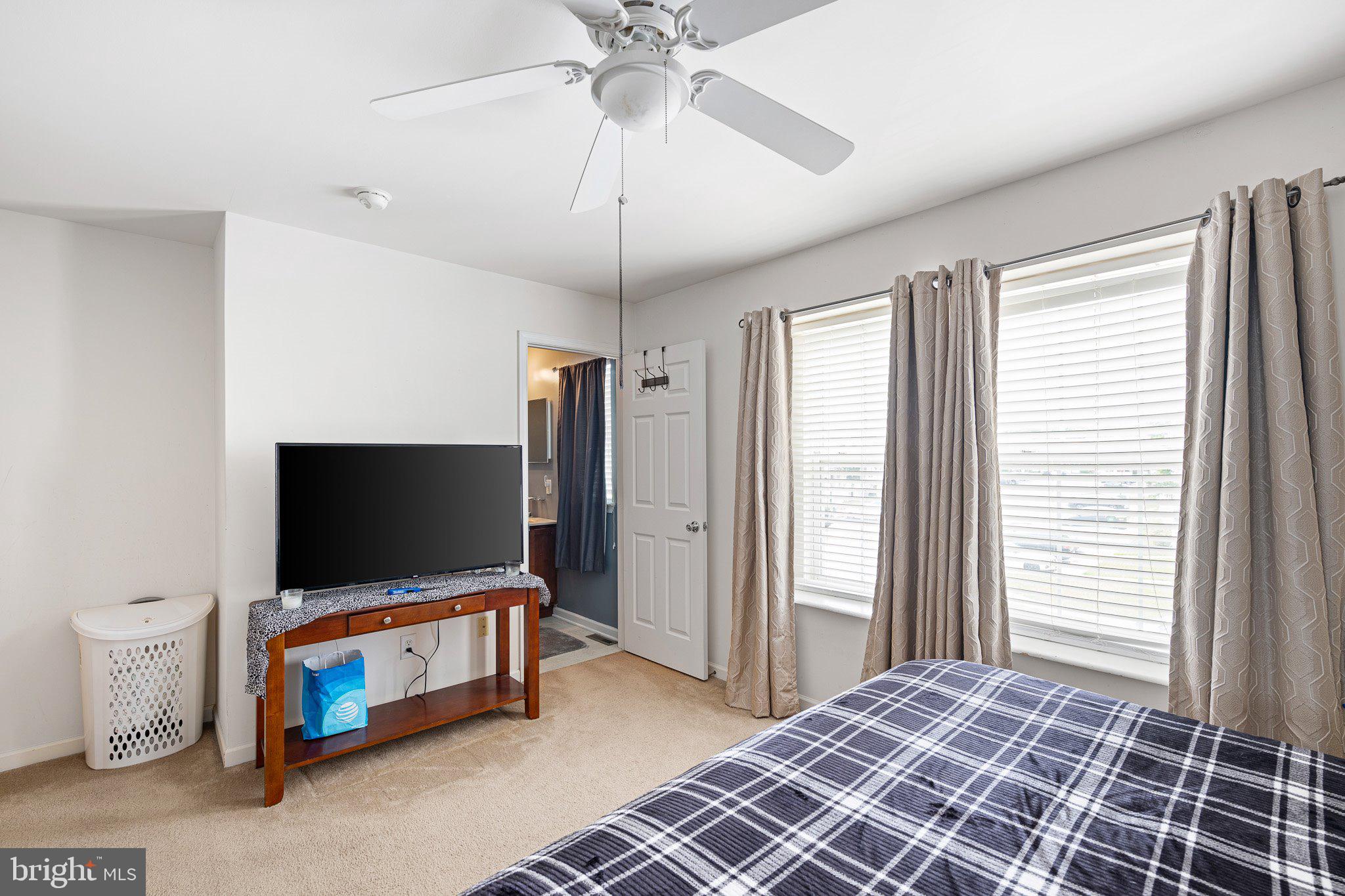 CAMBRIA VILLAGE - Residential