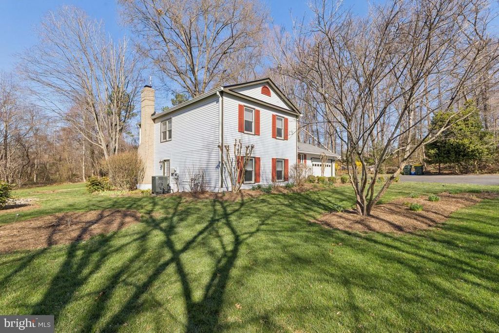 Photo of 2926 Fort Lee Street, HERNDON, VA 20171 (MLS # VAFX2295486)