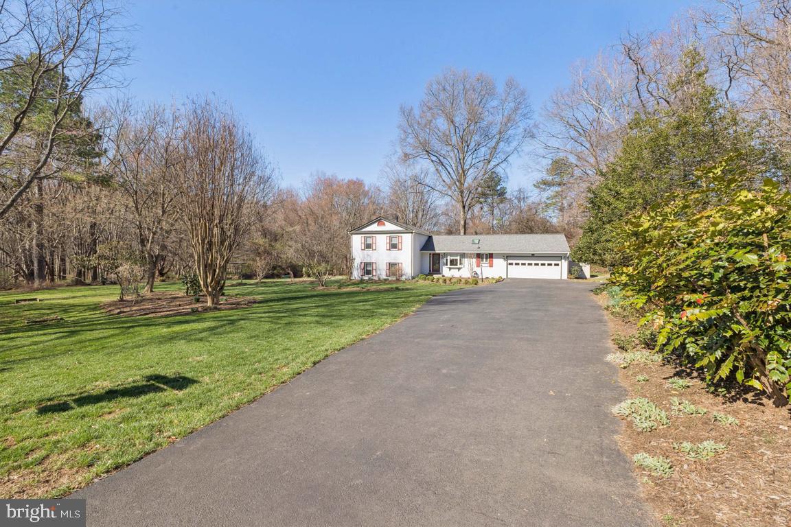 2926 FORT LEE STREET