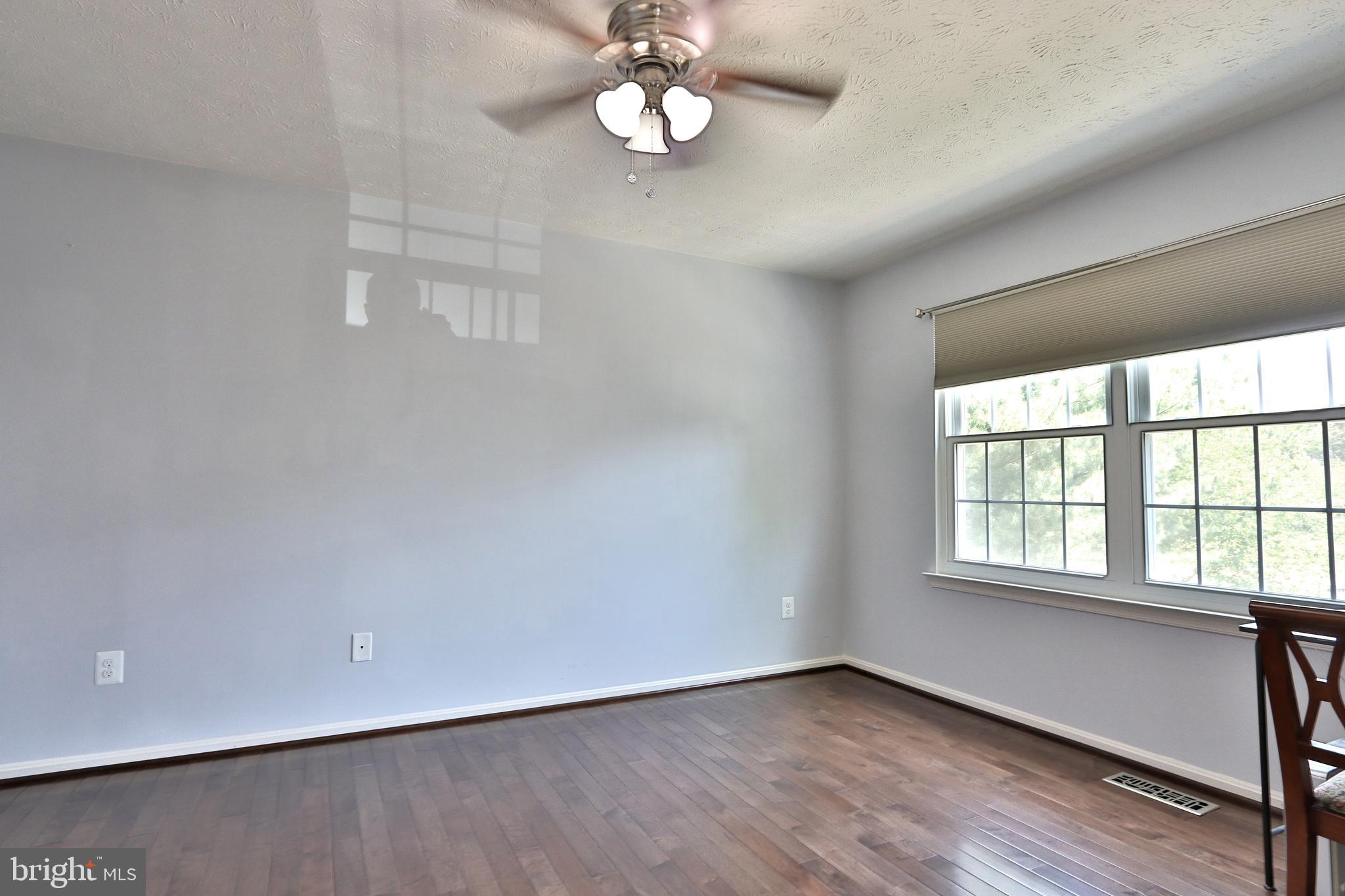 SINGLETONS GROVE - Residential