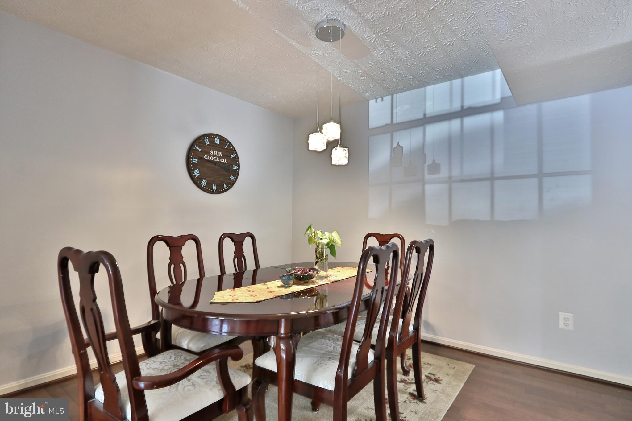 SINGLETONS GROVE - Residential