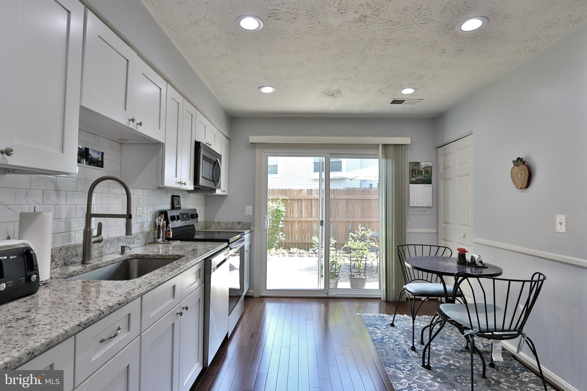 SINGLETONS GROVE - Residential