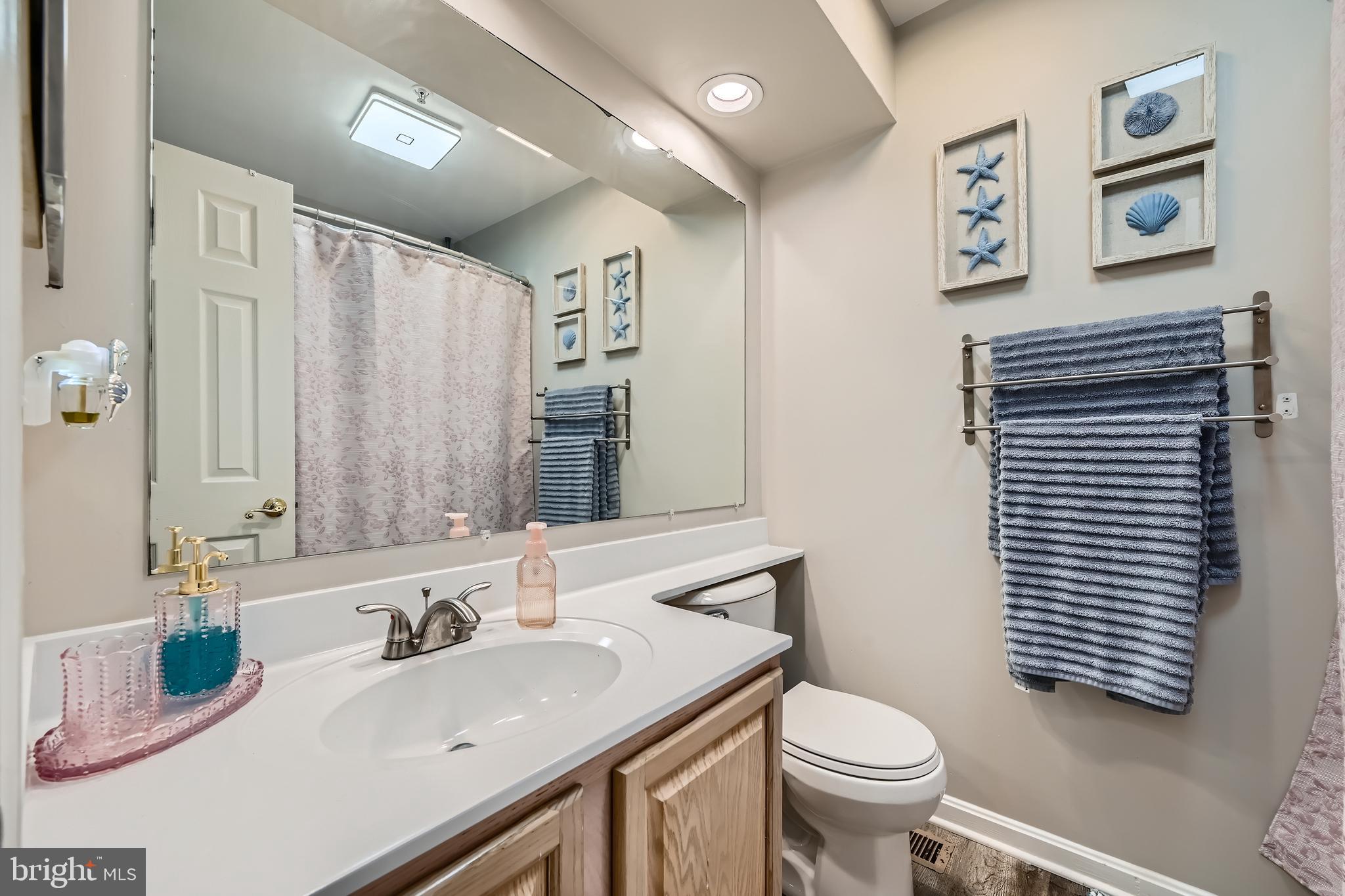 VILLAGE OF THOMAS RUN - Residential