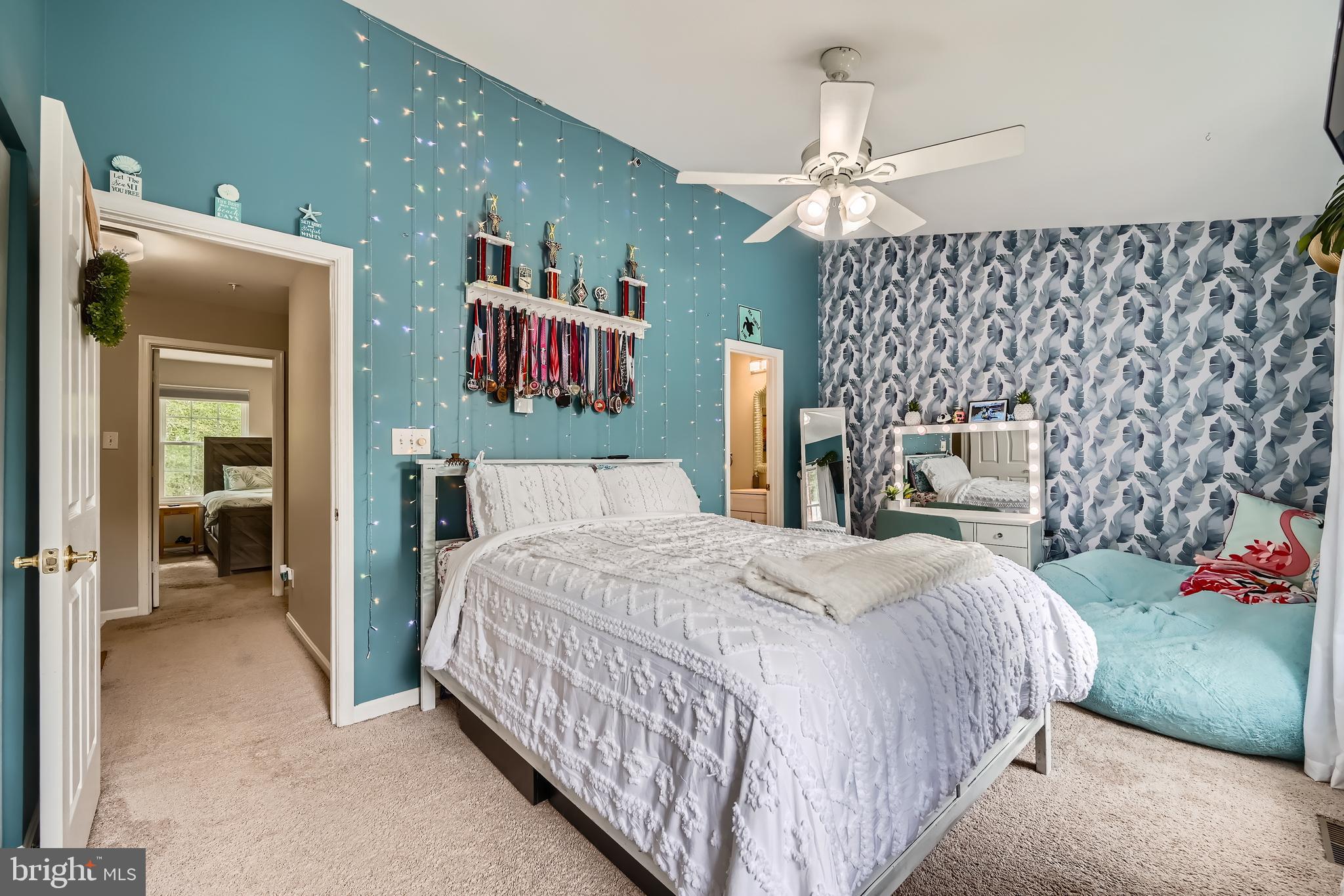 VILLAGE OF THOMAS RUN - Residential