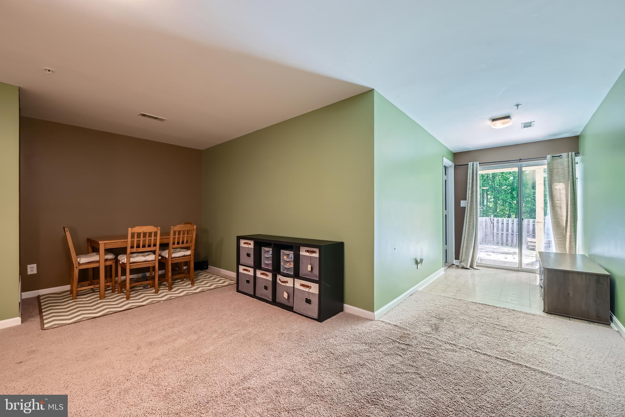 VILLAGE OF THOMAS RUN - Residential