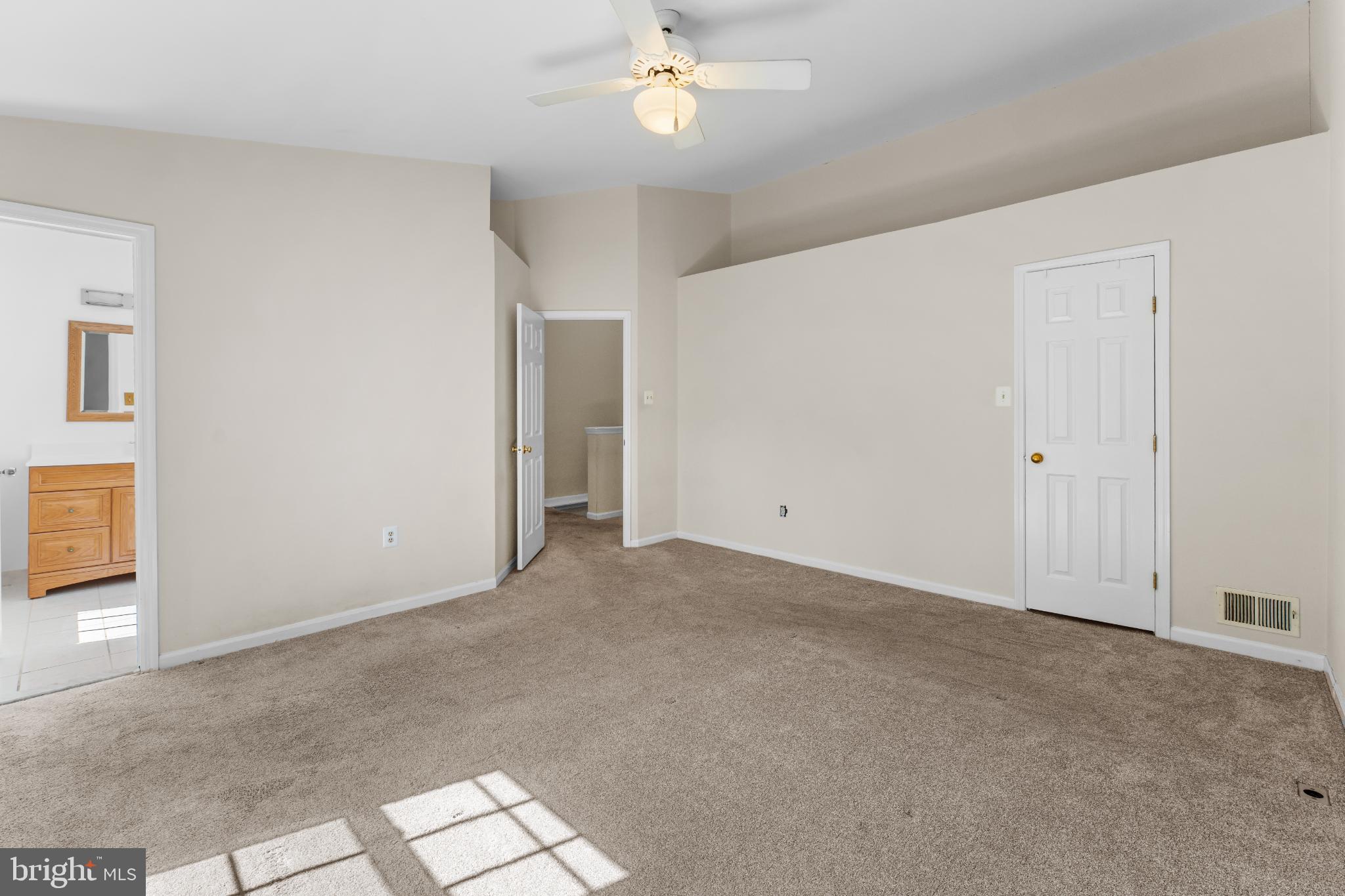 DORSEY HALL - Residential