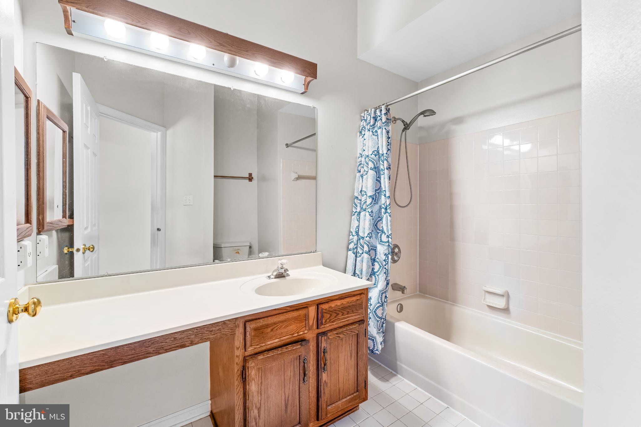 DORSEY HALL - Residential