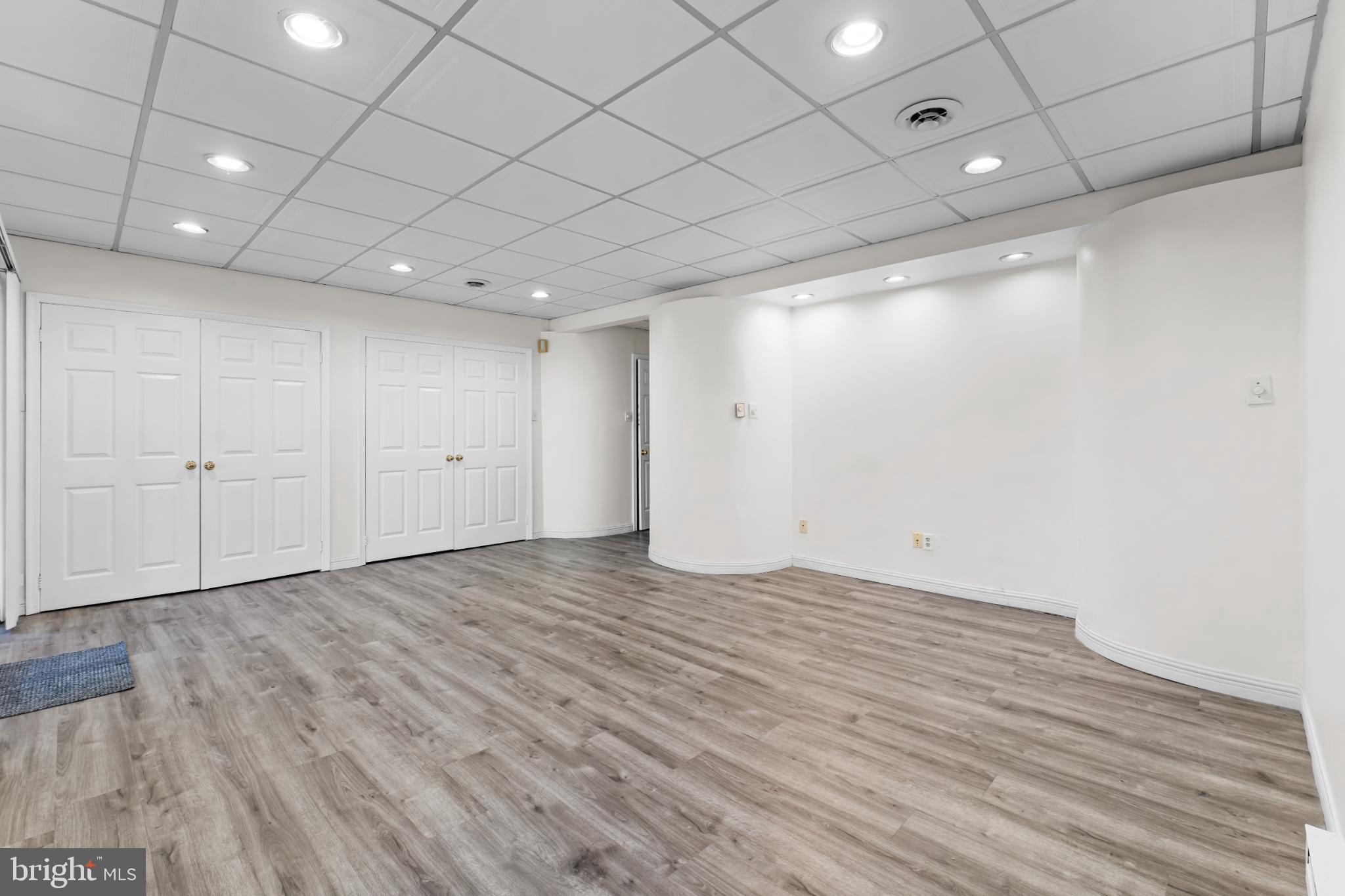 DORSEY HALL - Residential