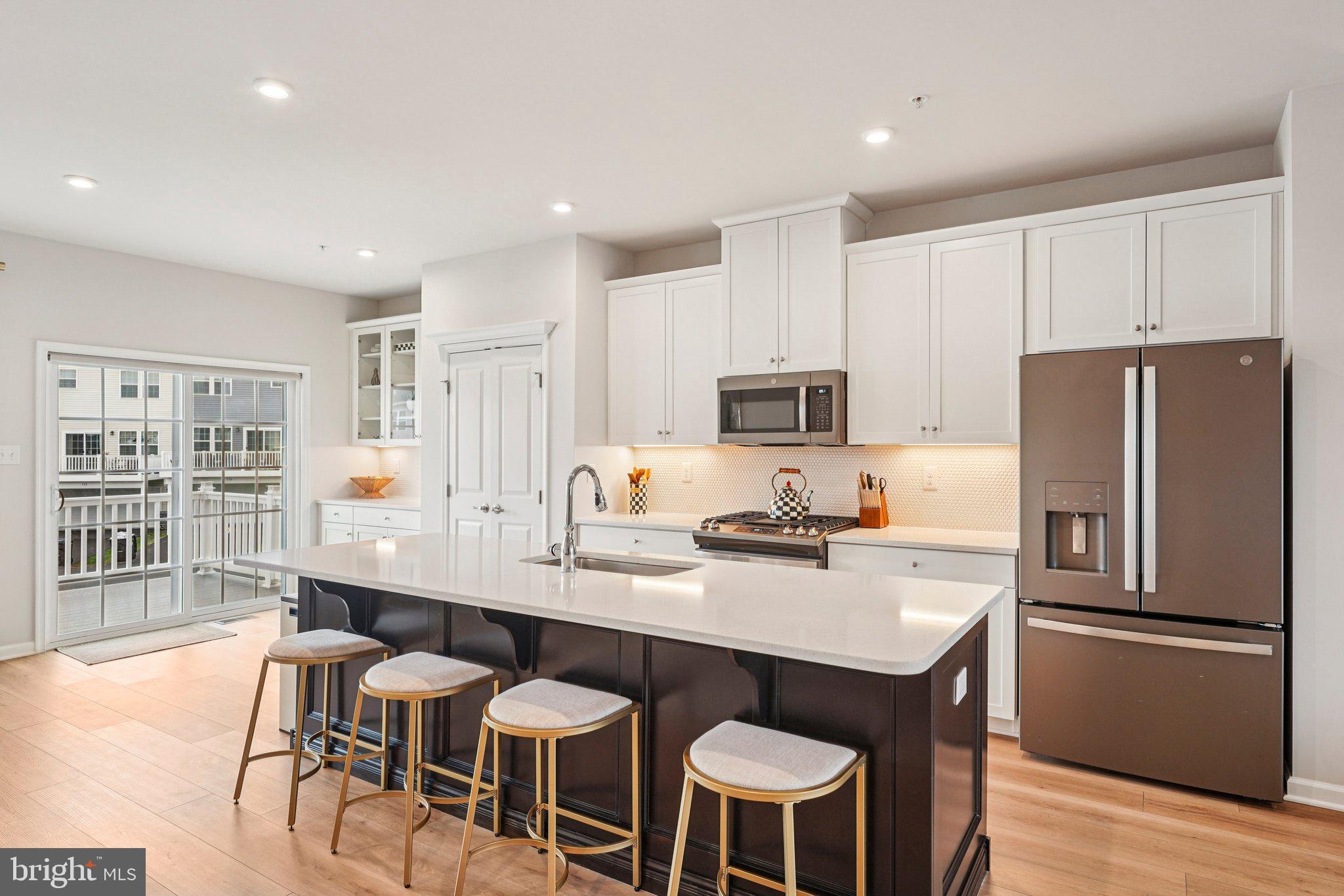 DUBLIN CROSSING - Residential