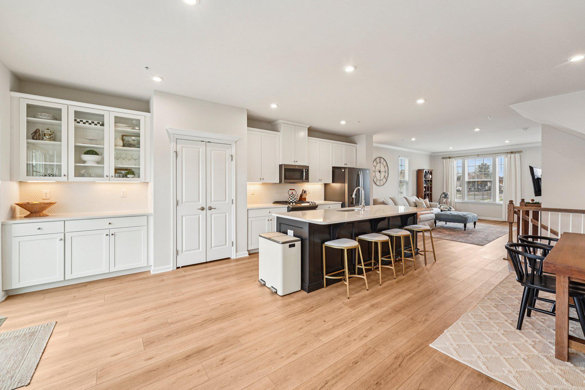 DUBLIN CROSSING - Residential