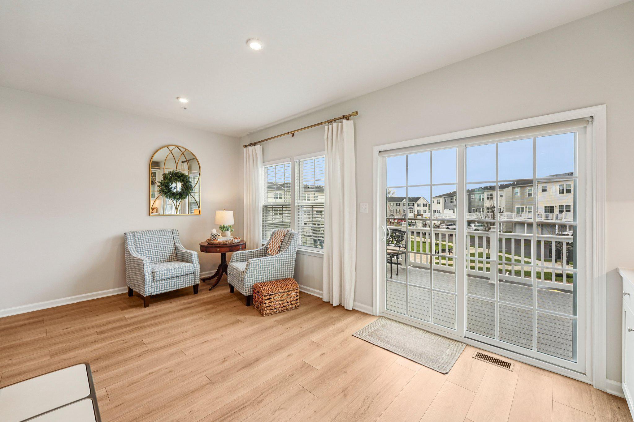 DUBLIN CROSSING - Residential