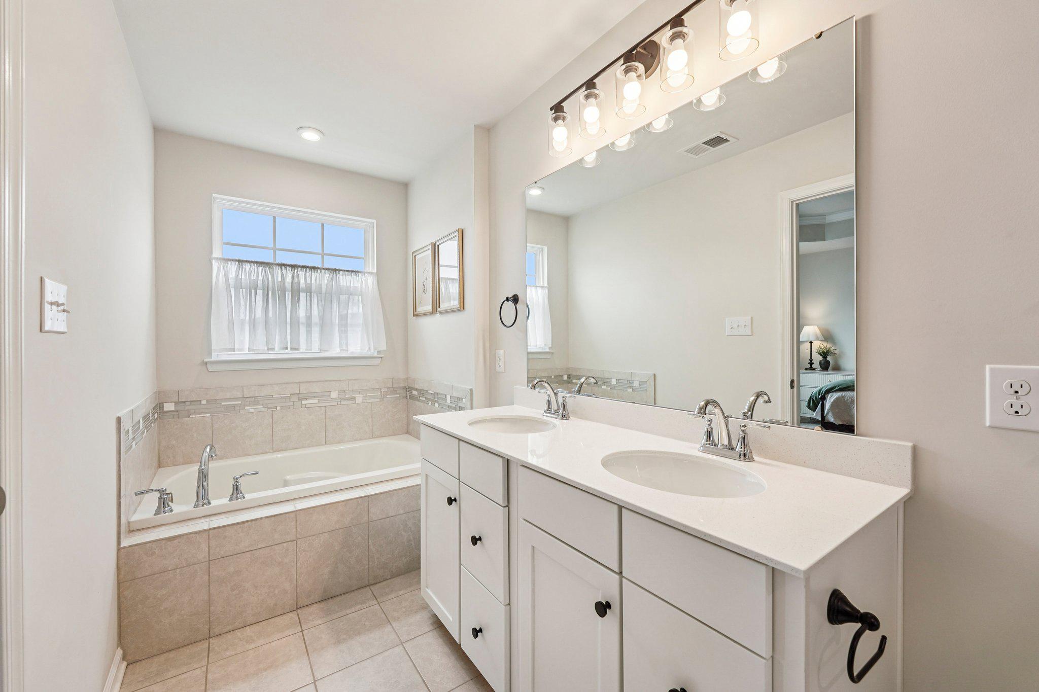 DUBLIN CROSSING - Residential