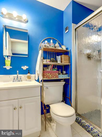 REGENCY ESTATES - Residential Lease