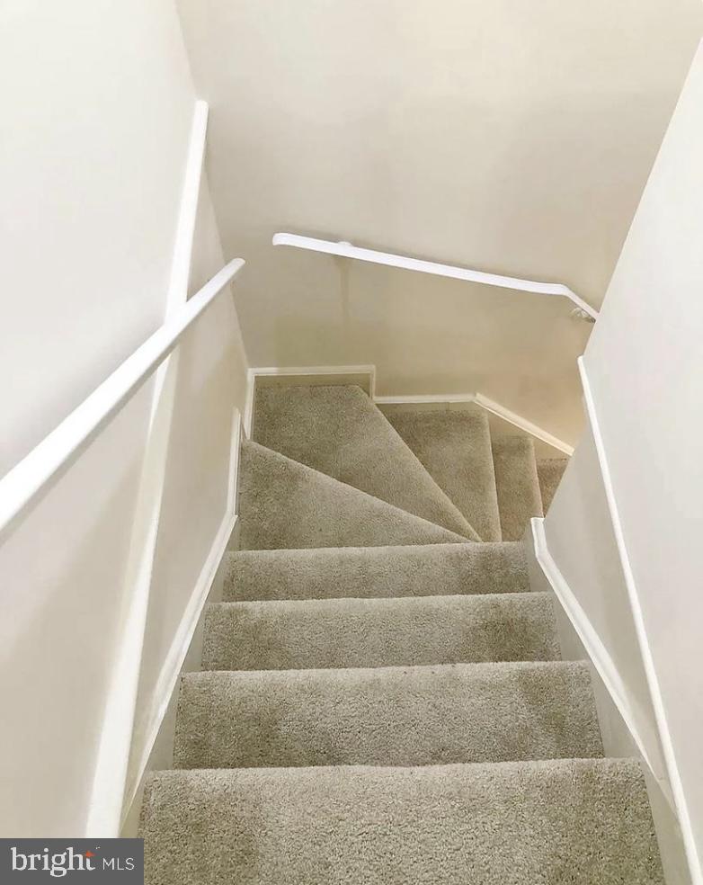 REGENCY ESTATES - Residential Lease