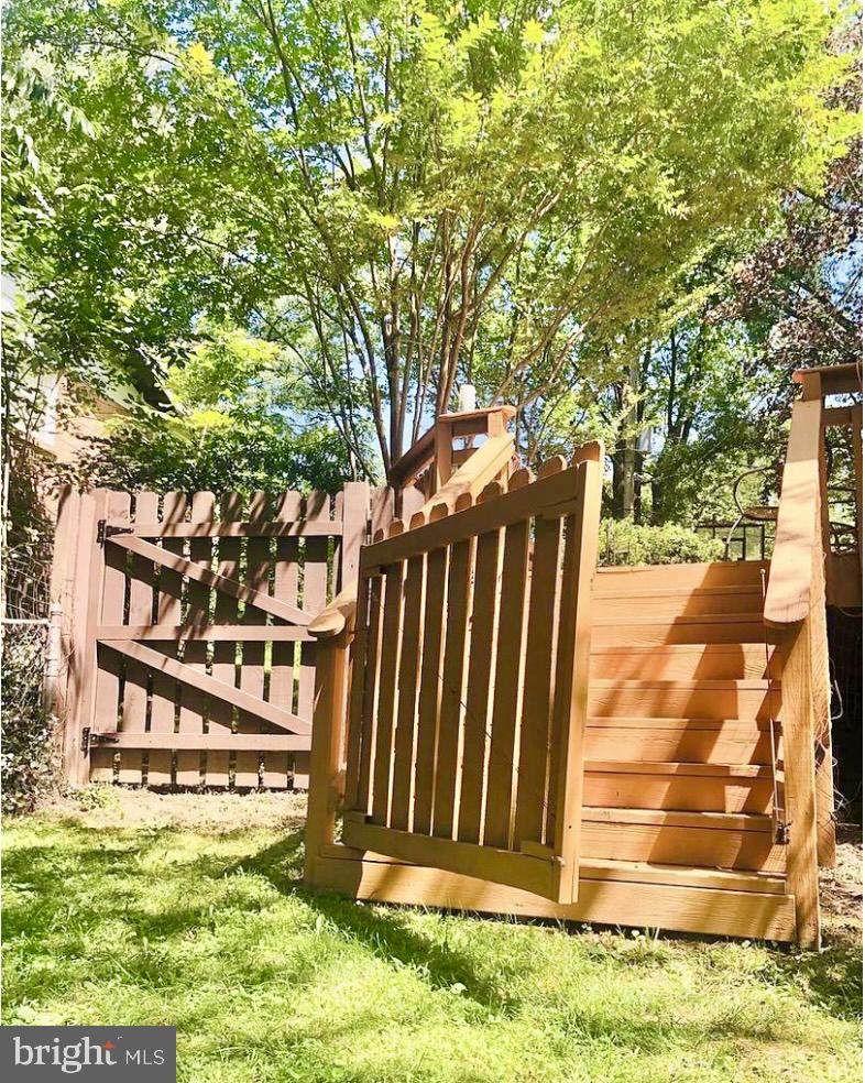 REGENCY ESTATES - Residential Lease