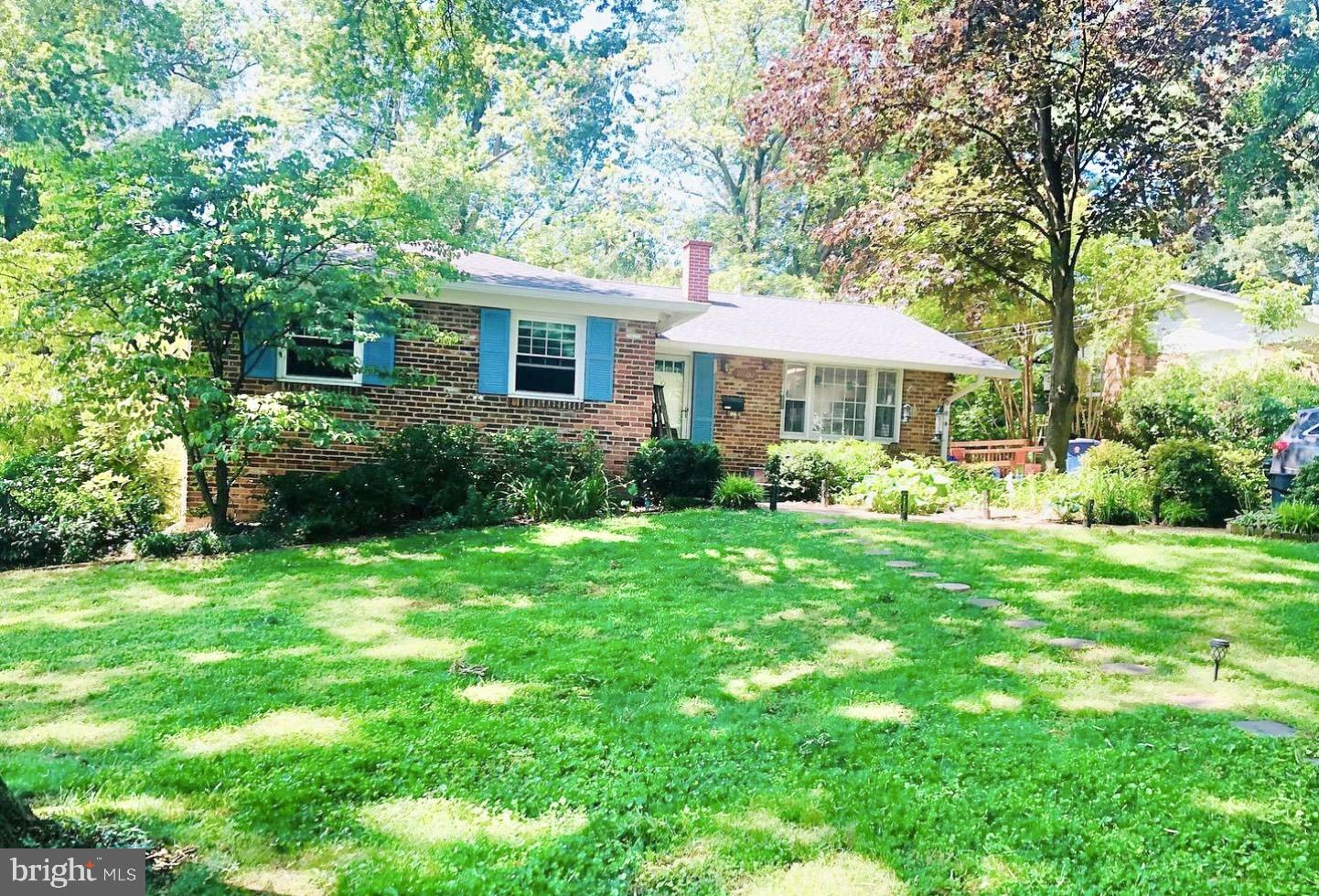 REGENCY ESTATES - Residential Lease