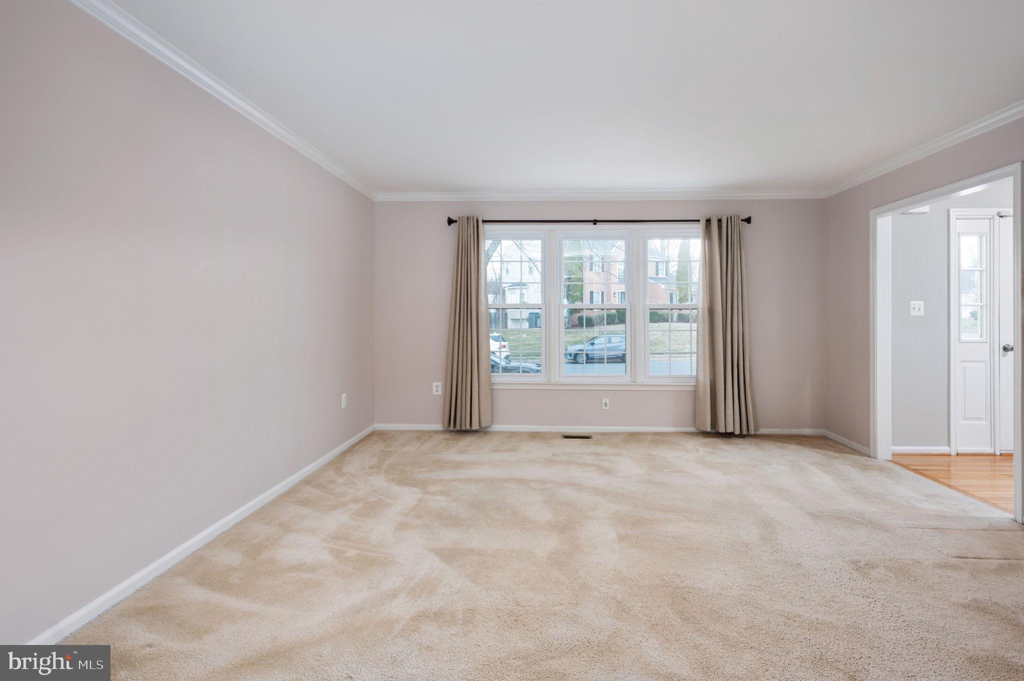 HAMPTON OAKS - Residential