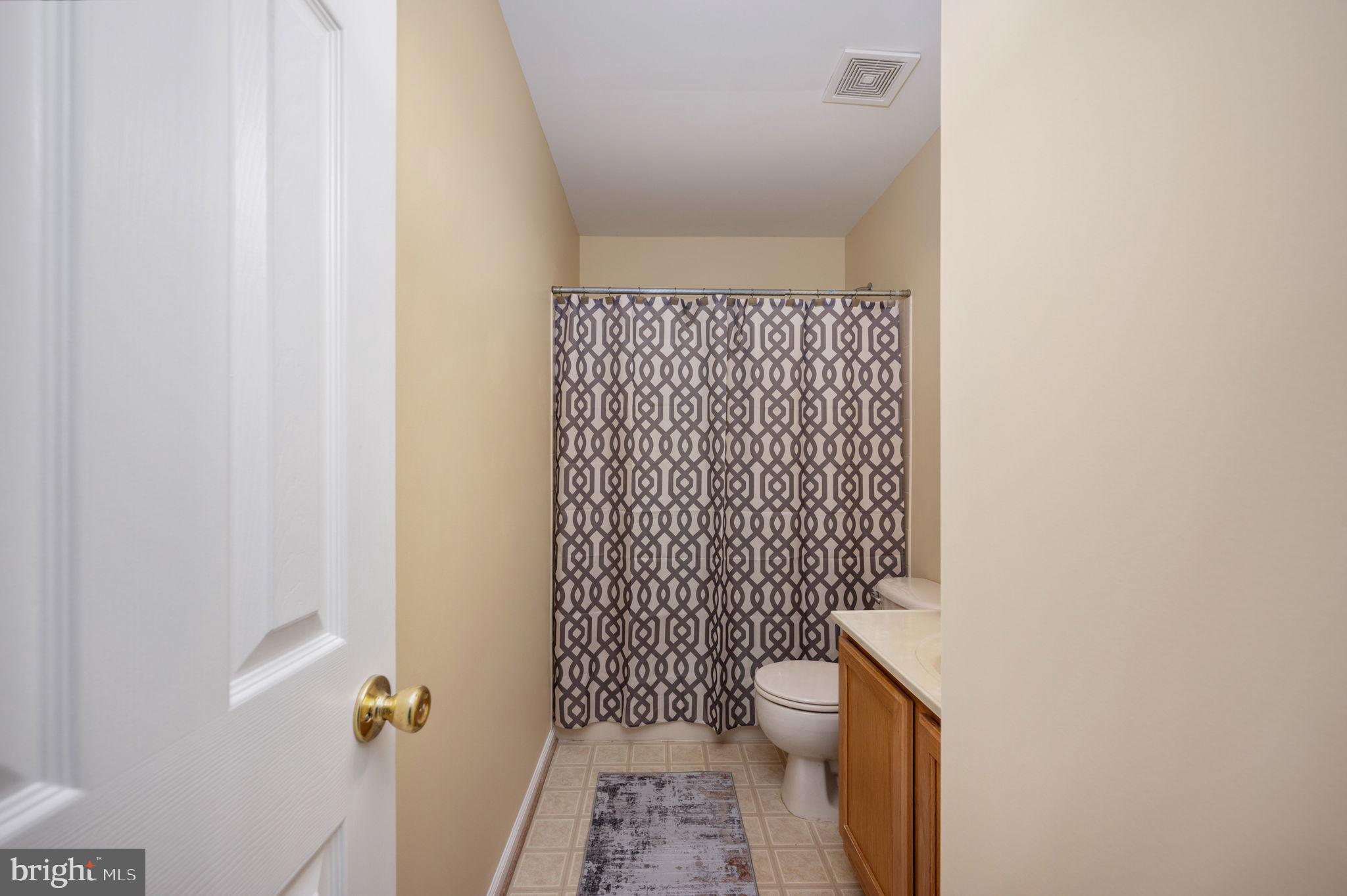 HAMPTON OAKS - Residential