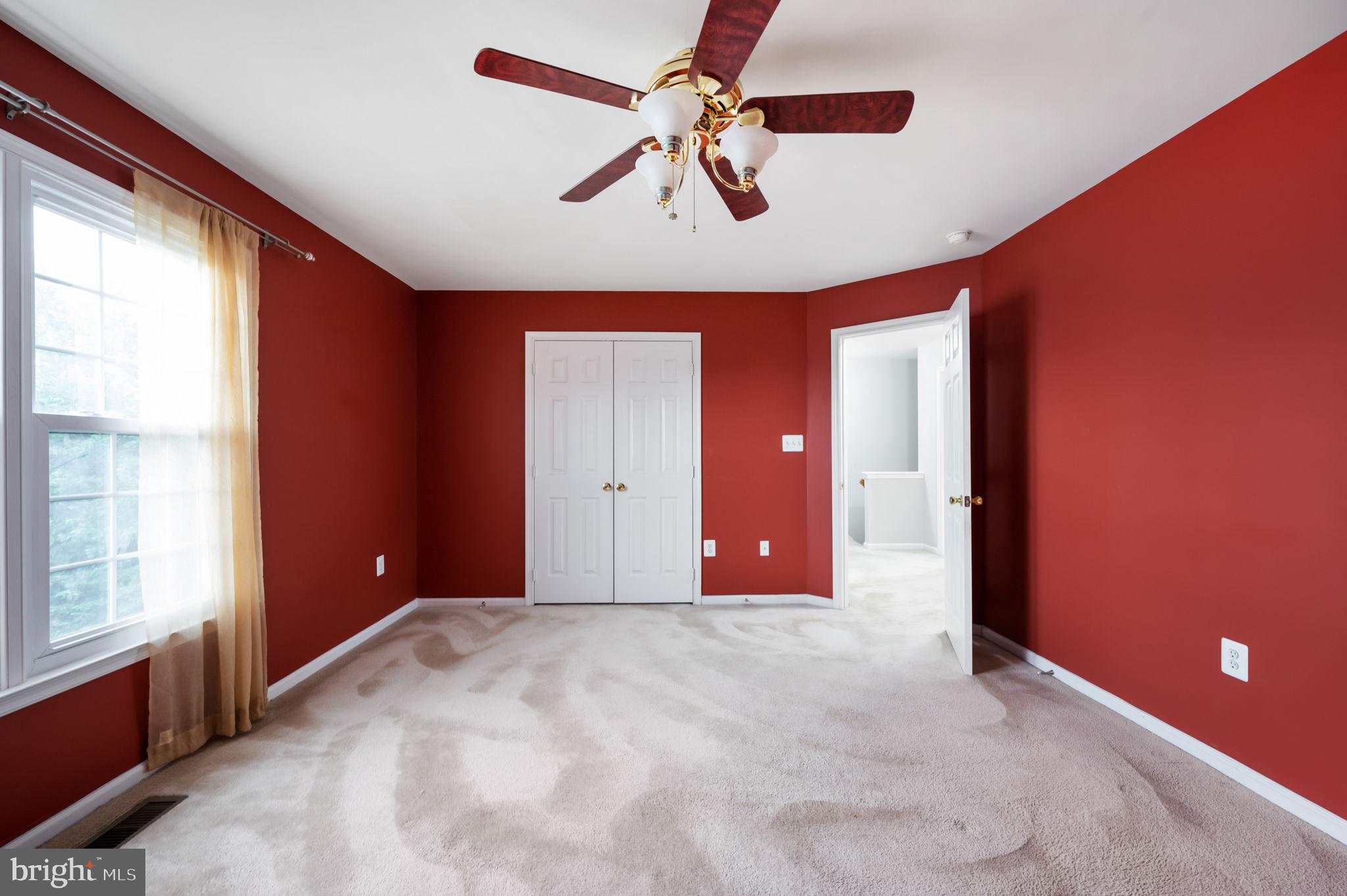 HAMPTON OAKS - Residential