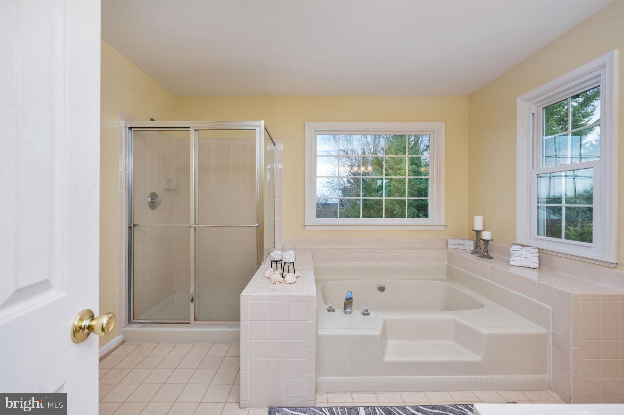 HAMPTON OAKS - Residential