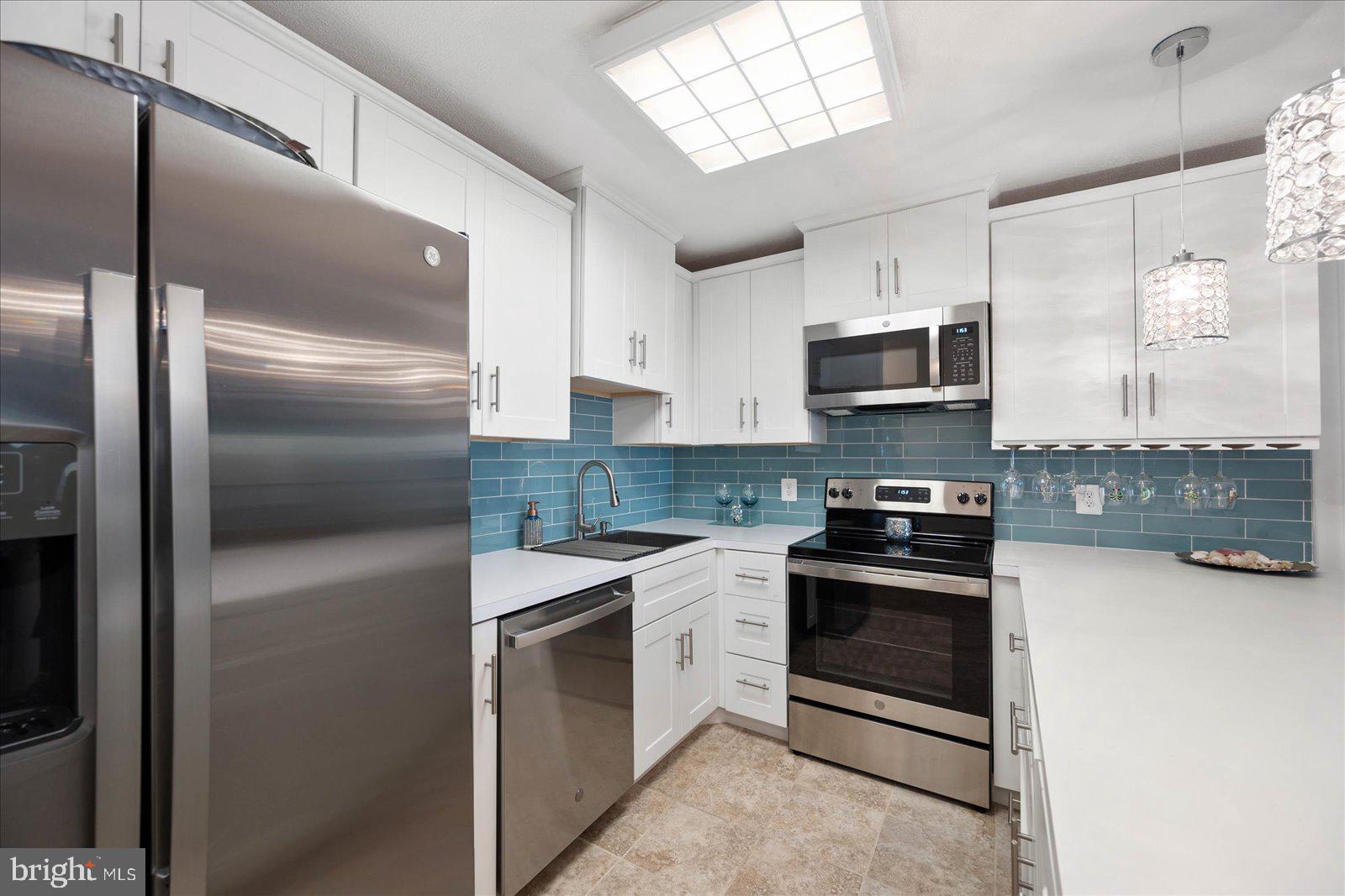 LITTLE SALISBURY - Residential