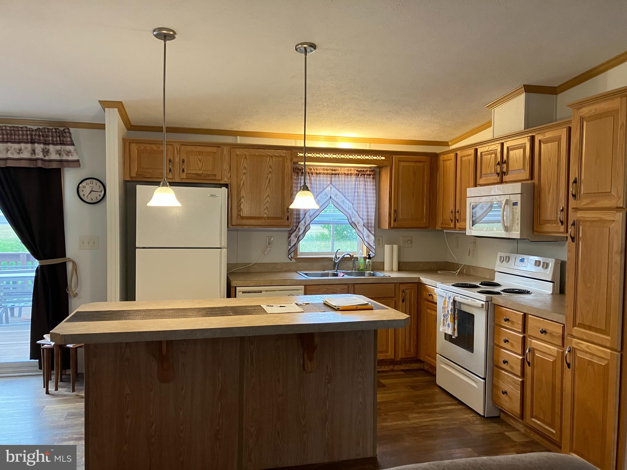 MILLBROOK MANOR MHP - Residential
